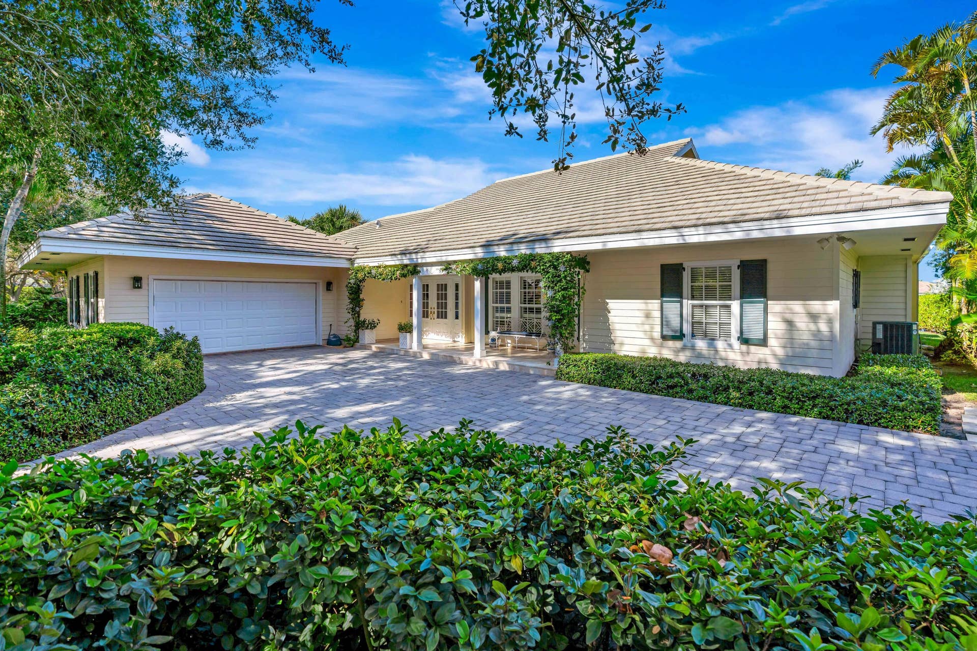 18289 SE HERITAGE Drive, Jupiter, FL 33469 r_MLP0026