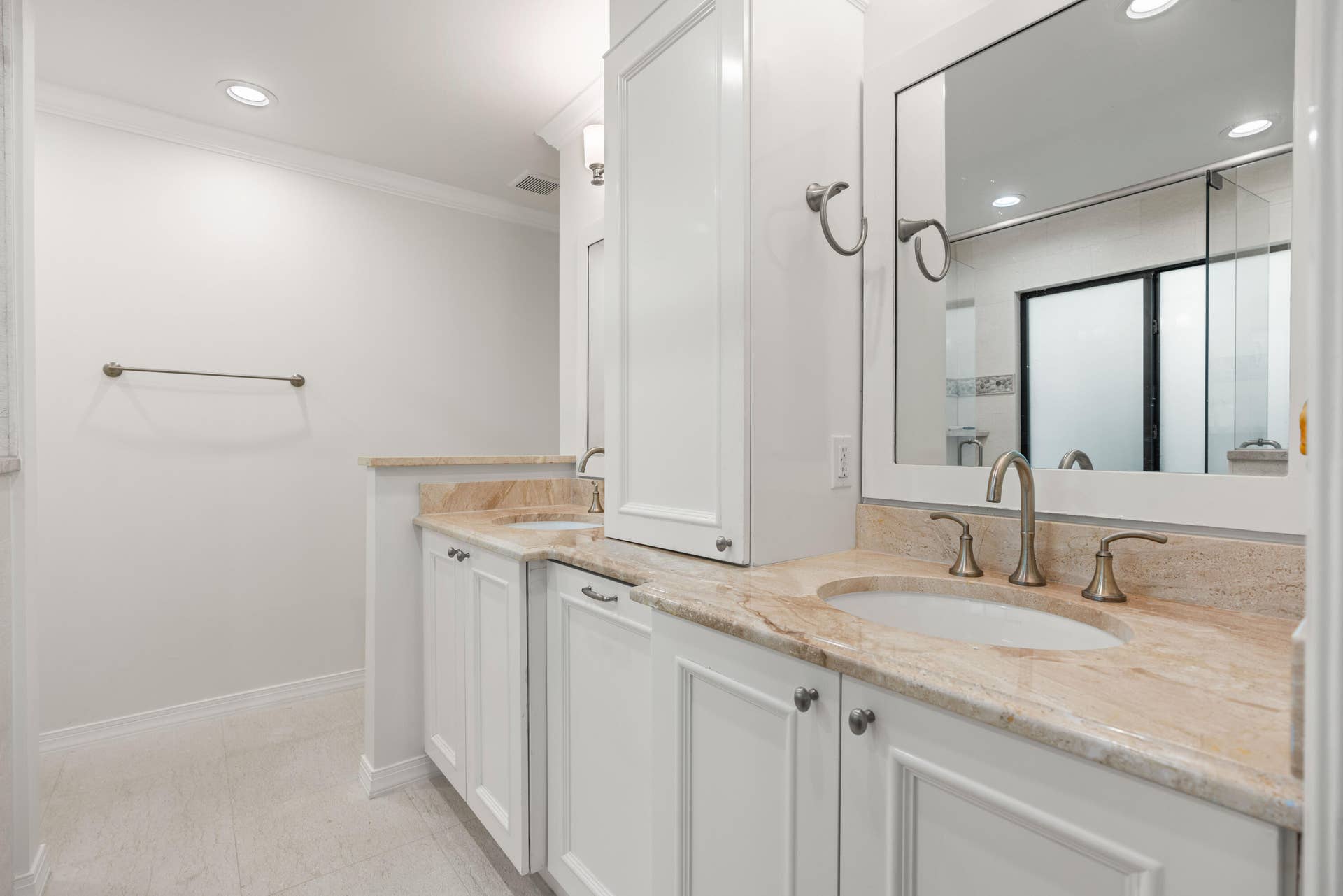 18289 SE HERITAGE Drive, Jupiter, FL 33469 _MLP9536