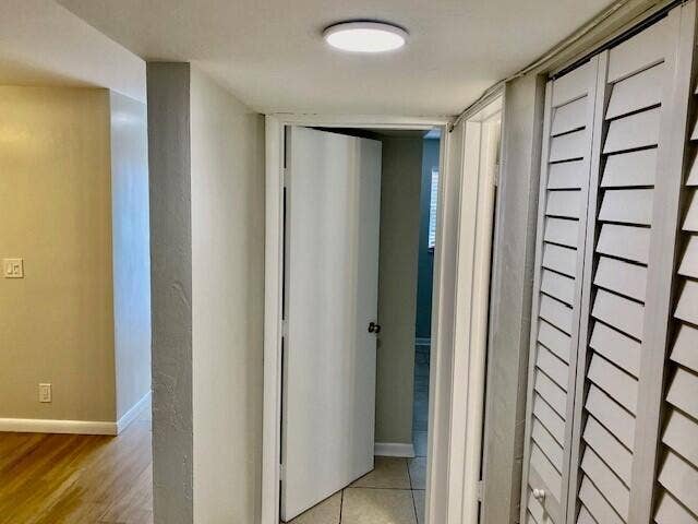 Hallway into front bedroom