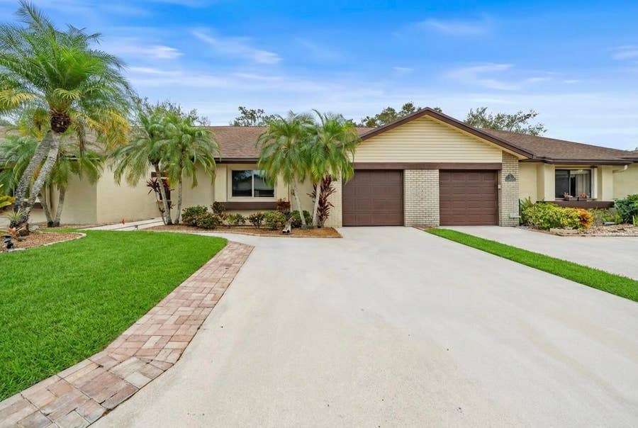 Property photo for 137 MEANDER Circle, Royal Palm Beach, FL