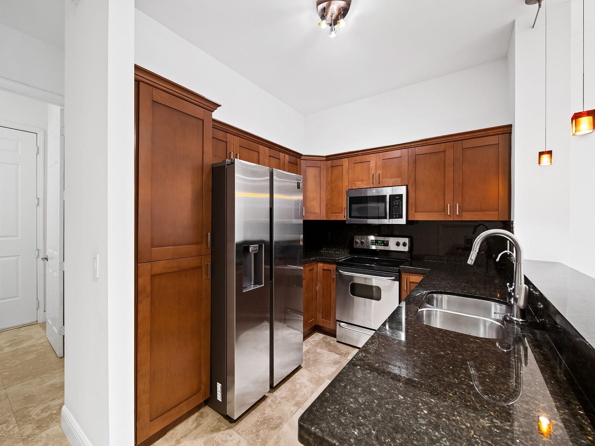 1226 NE 14th Avenue, Fort Lauderdale, FL 33304 Photo 7