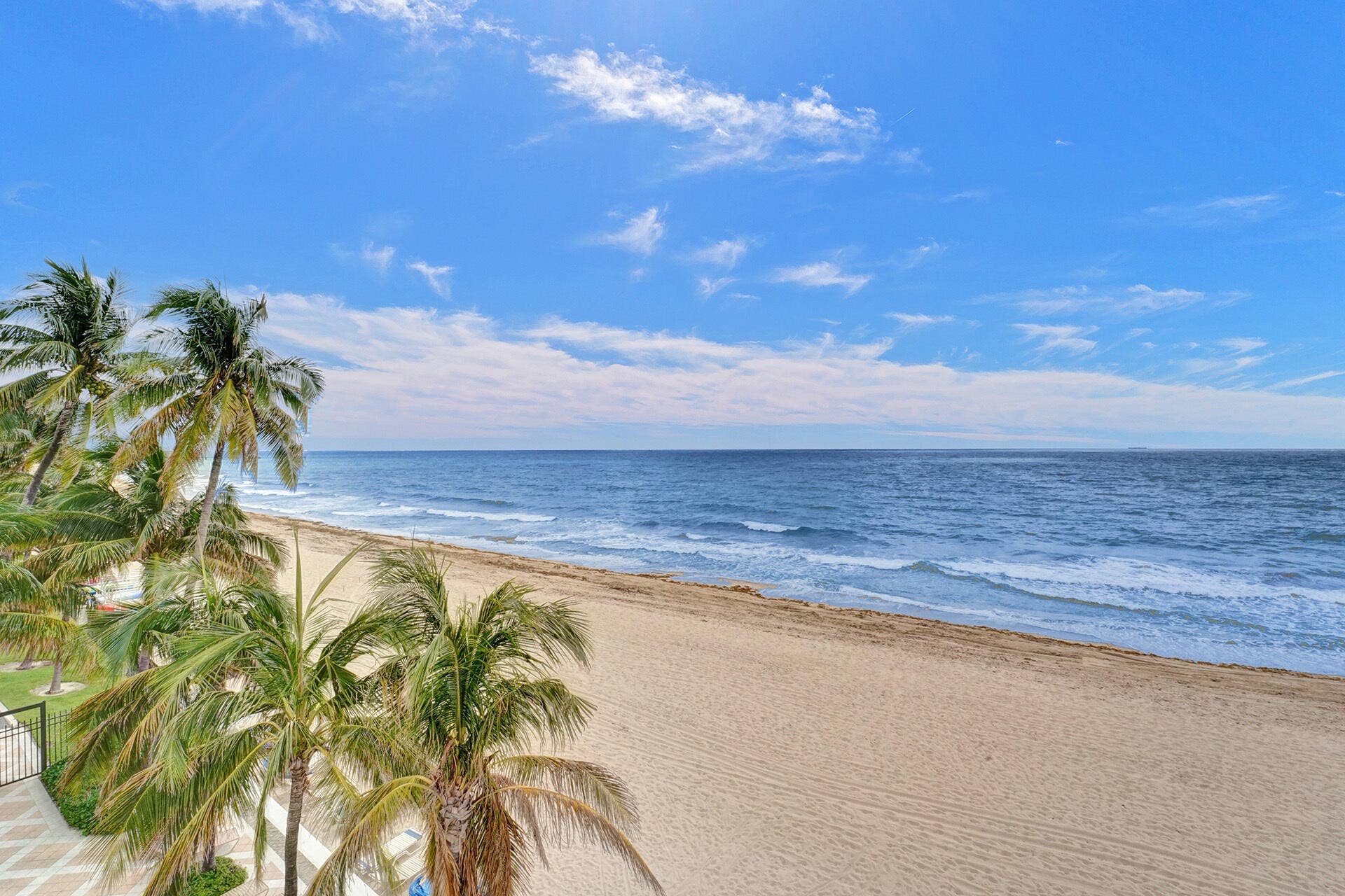 4280 GALT OCEAN Drive, #8L, Fort Lauderdale, FL 33308 NE Pool View