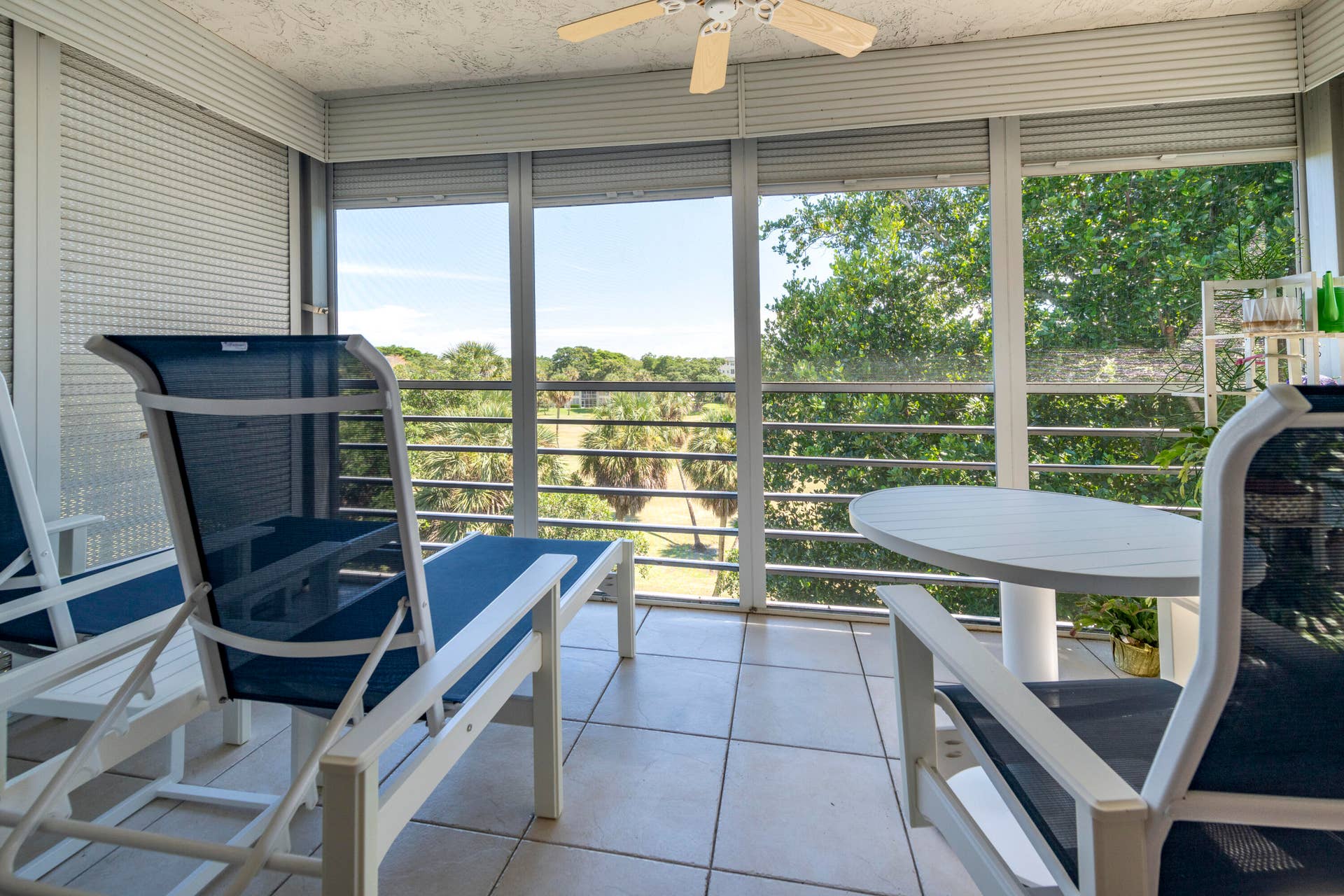 Screened Balcony