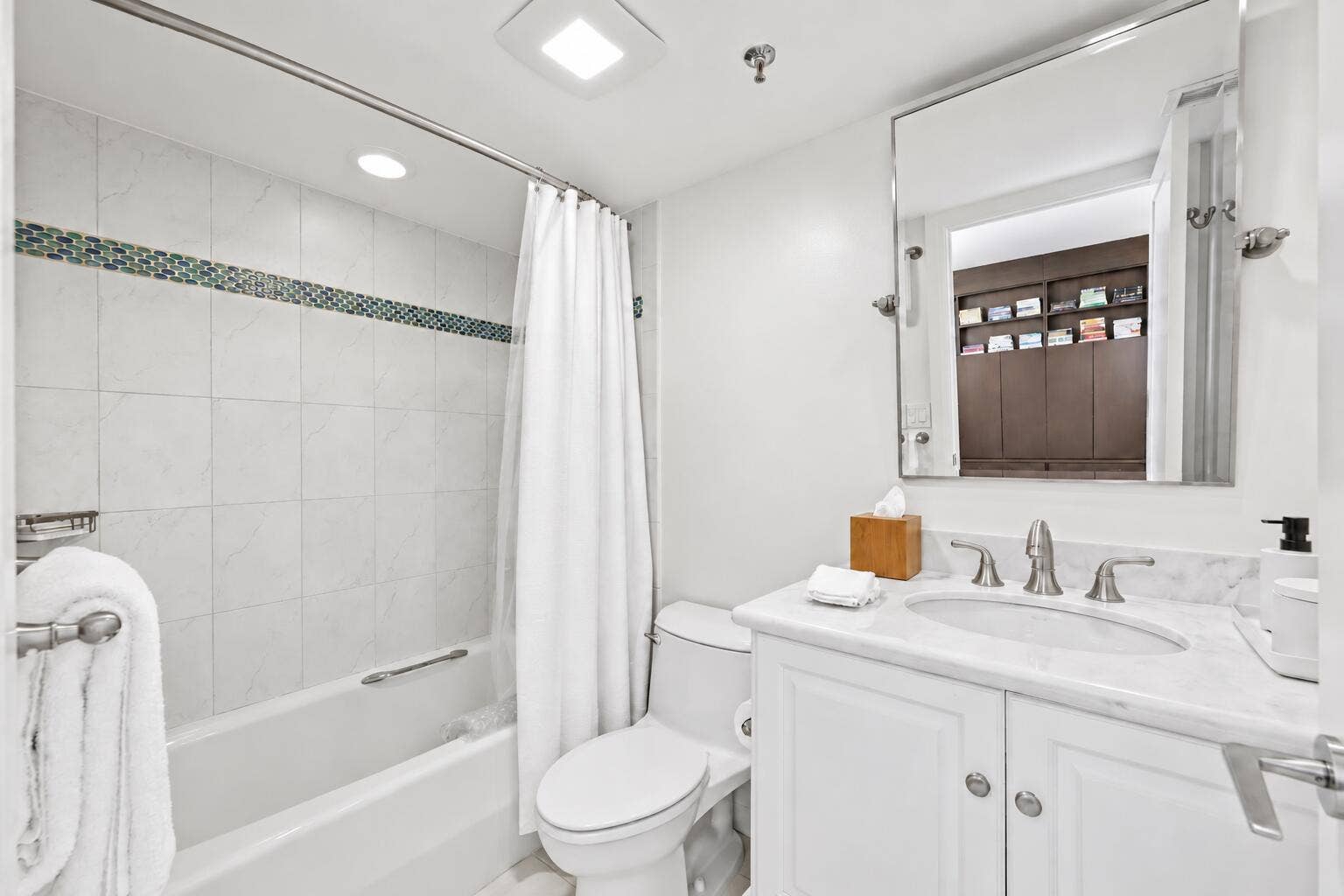 3407 S OCEAN Boulevard, #7D, Highland Beach, FL 33487 EFF57029-FAB4-4B19-B4AD-11A1B89E498D