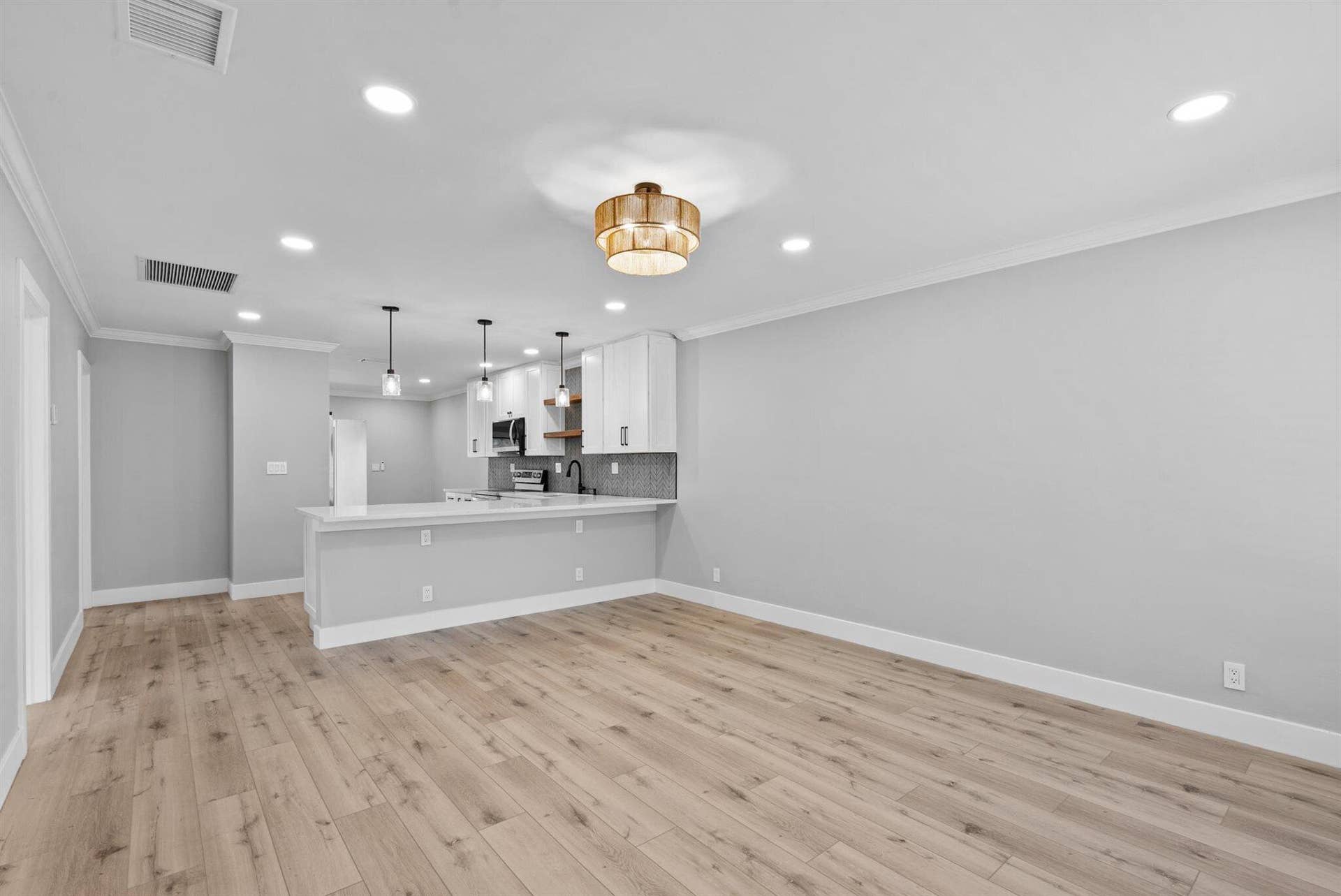 2600 NE 5th Avenue, Boca Raton, Boca Raton, FL 33431 10-10