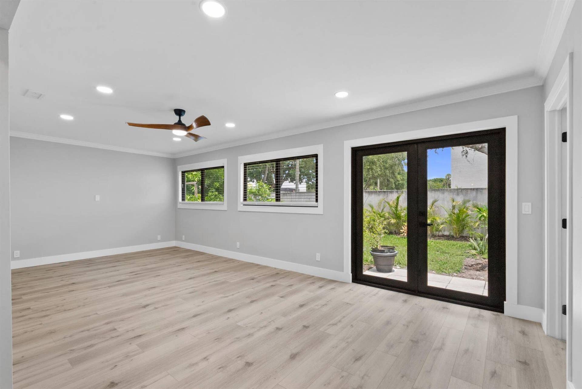 2600 NE 5th Avenue, Boca Raton, Boca Raton, FL 33431 27-27