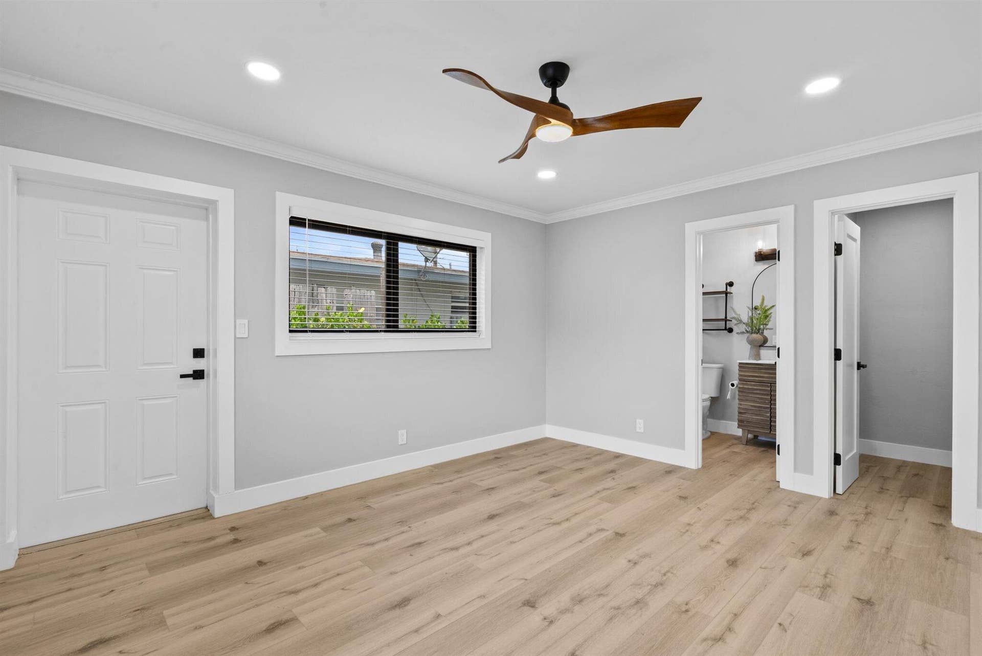 2600 NE 5th Avenue, Boca Raton, Boca Raton, FL 33431 33-33