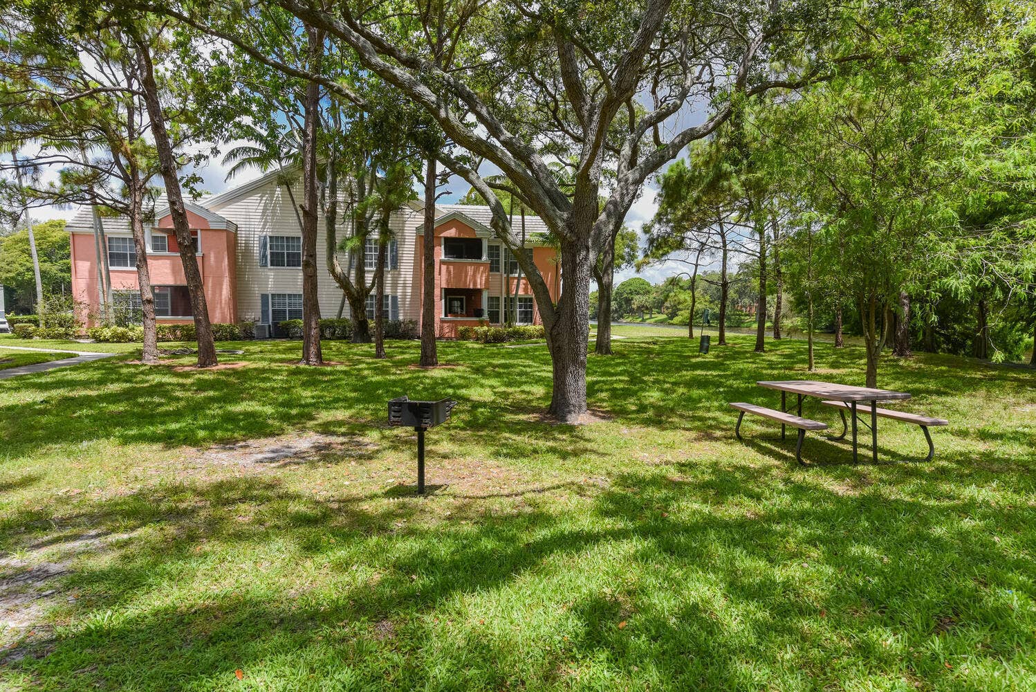 1345 Crystal Way Apt G Delray-large-023-
