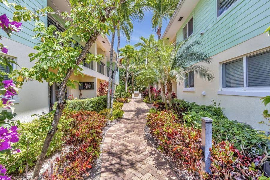 Property photo for 45 SE 7TH Avenue, Delray Beach, FL
