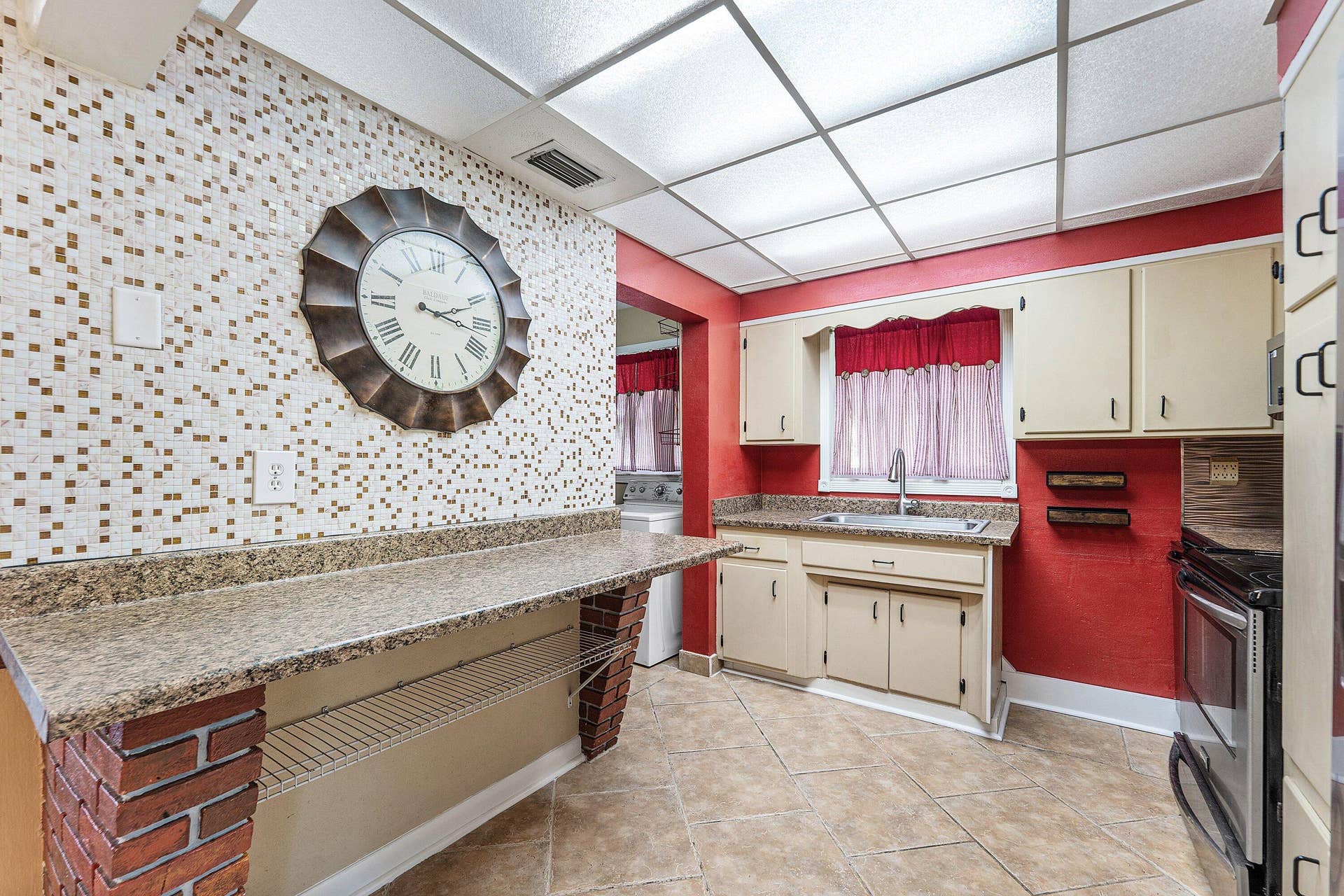740 Caroline Avenue, West Palm Beach, FL 33413 KITCHEN