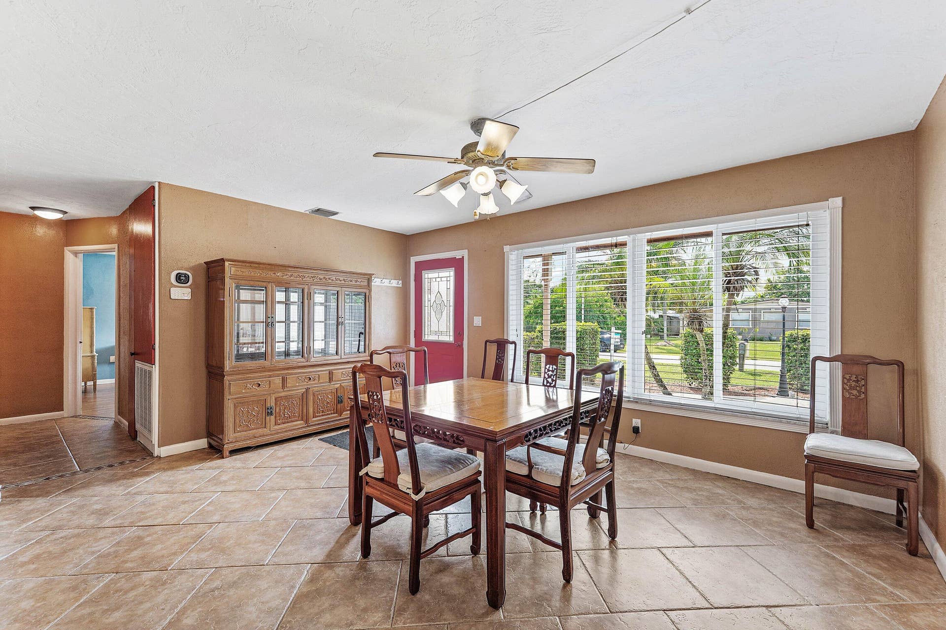 740 Caroline Avenue, West Palm Beach, FL 33413 LIVING ROOM