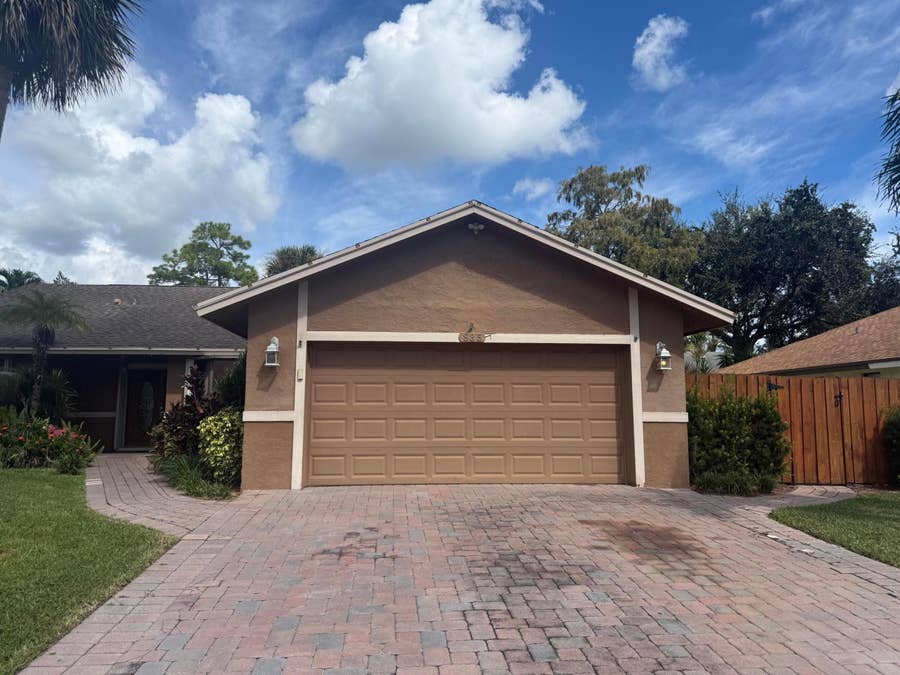 Property photo for 835 IVY Drive, Wellington, FL