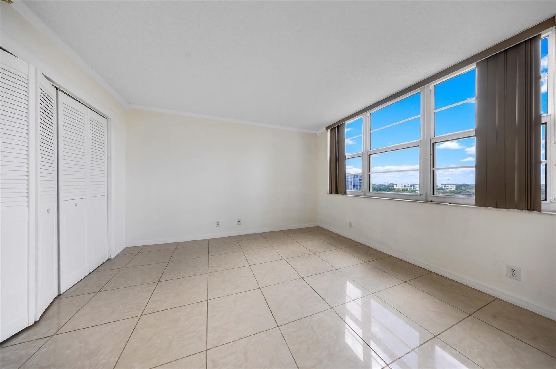 625 OAKS Drive, #802, Pompano Beach, Pompano Beach, FL 33069 Photo 10