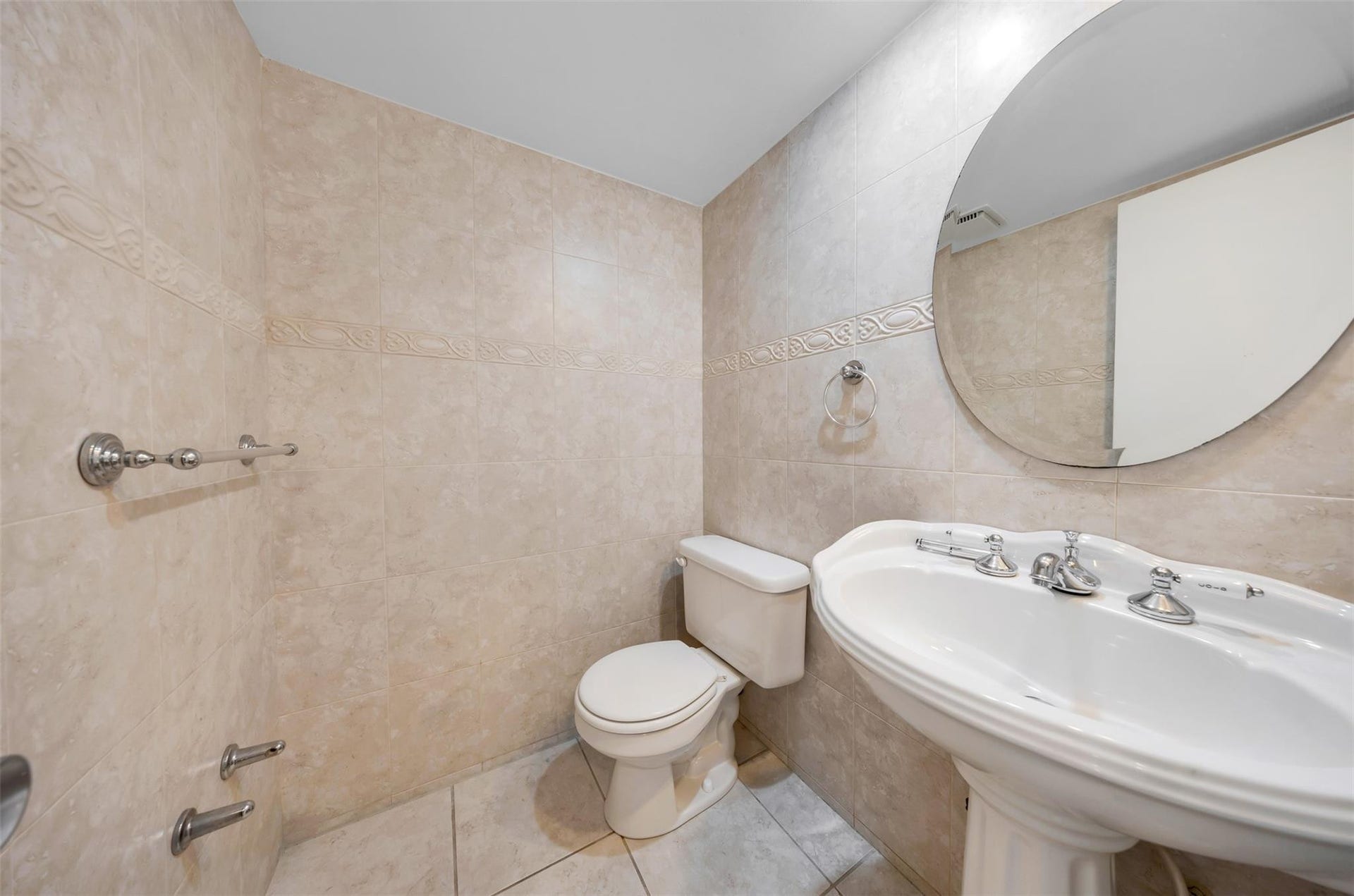 625 OAKS Drive, #802, Pompano Beach, Pompano Beach, FL 33069 Photo 9