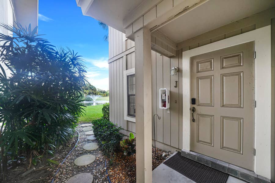 Property photo for 9169 SE RIVERFRONT Terrace, #J, Jupiter, FL