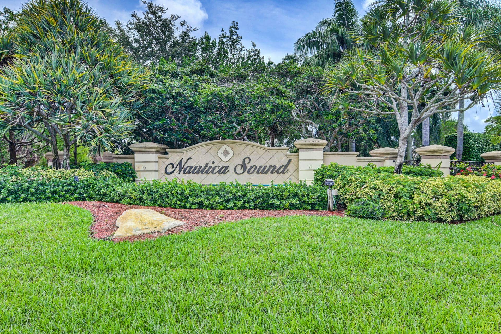 7328 Providence Road, Boynton Beach, FL 33436 88-web-or-mls-DSC_3074_5_6_7_8