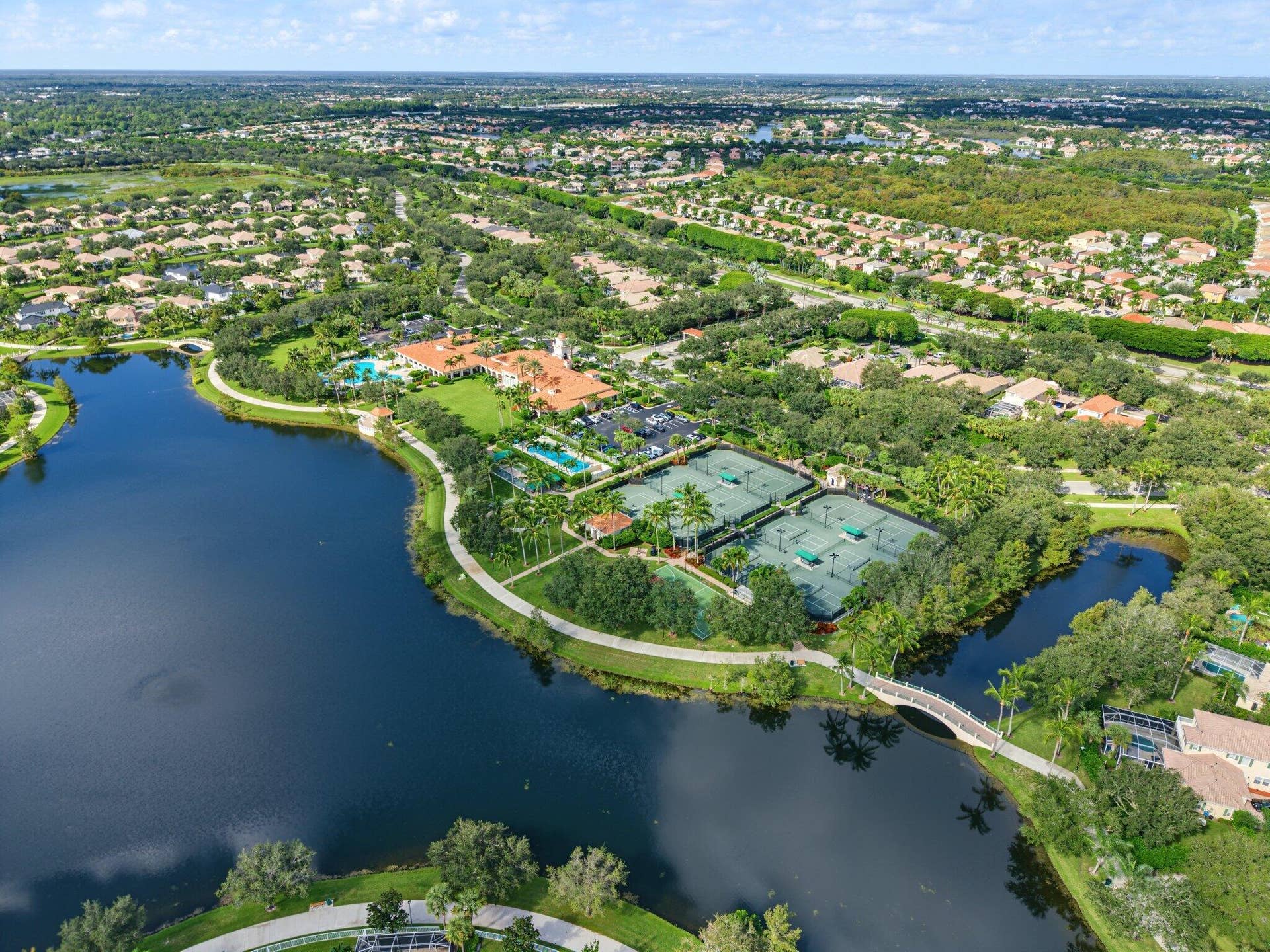 DJI_20261005103112_0303_D