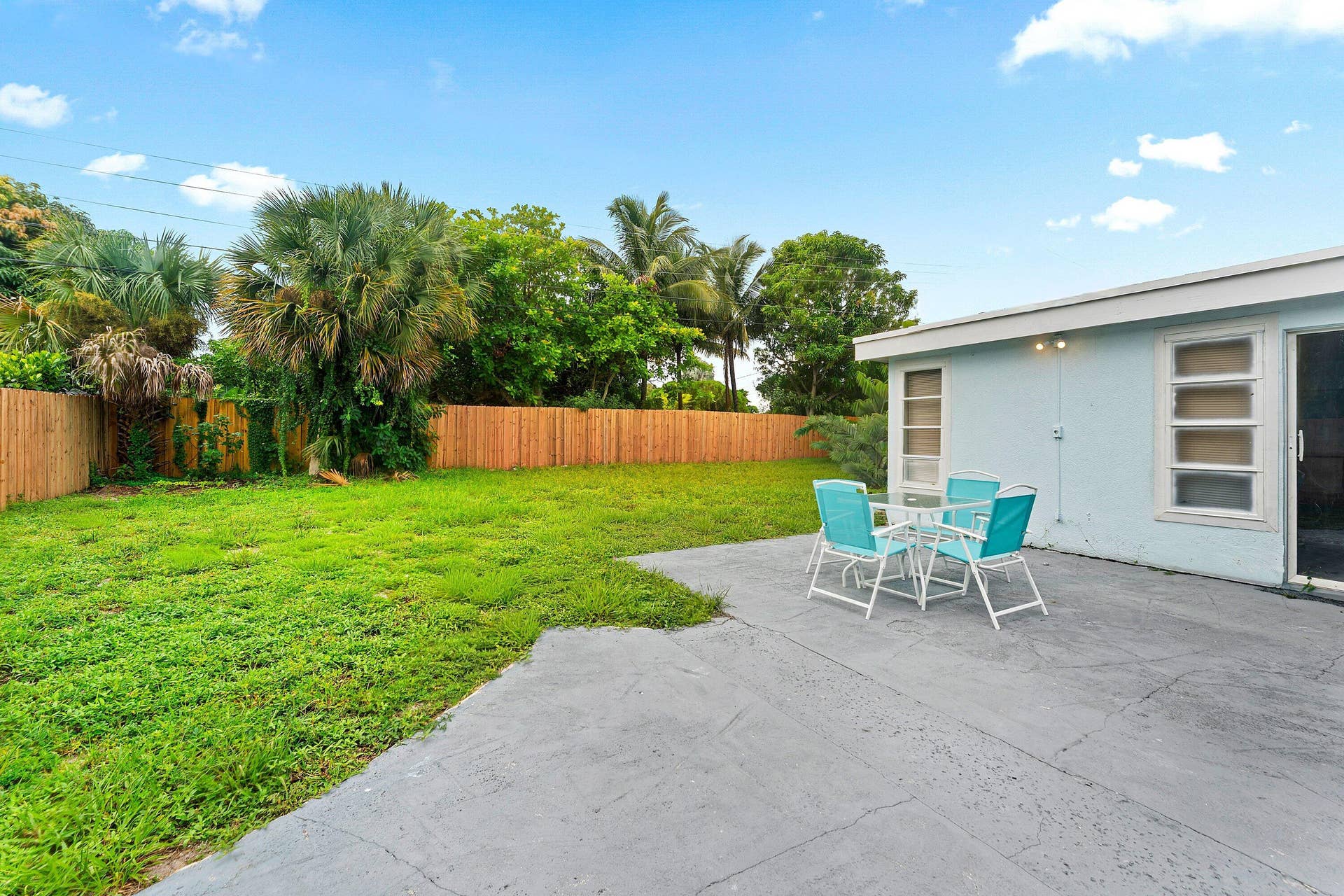 742 Laurel Drive, West Palm Beach, FL 33403 026-742LaurelDrive-WestPalmBeach-FL-3340