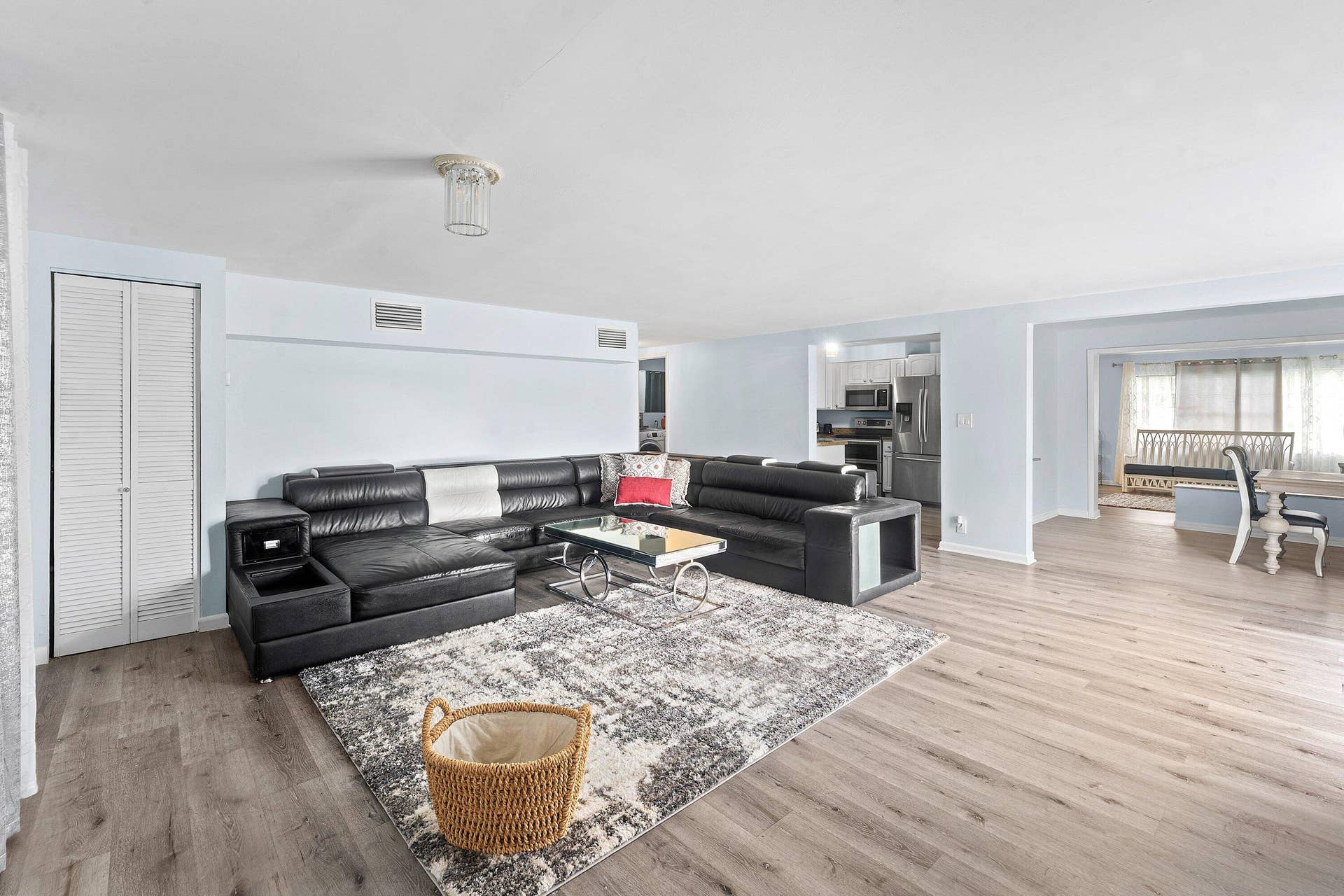 742 Laurel Drive, West Palm Beach, FL 33403 009-742LaurelDrive-WestPalmBeach-FL-3340