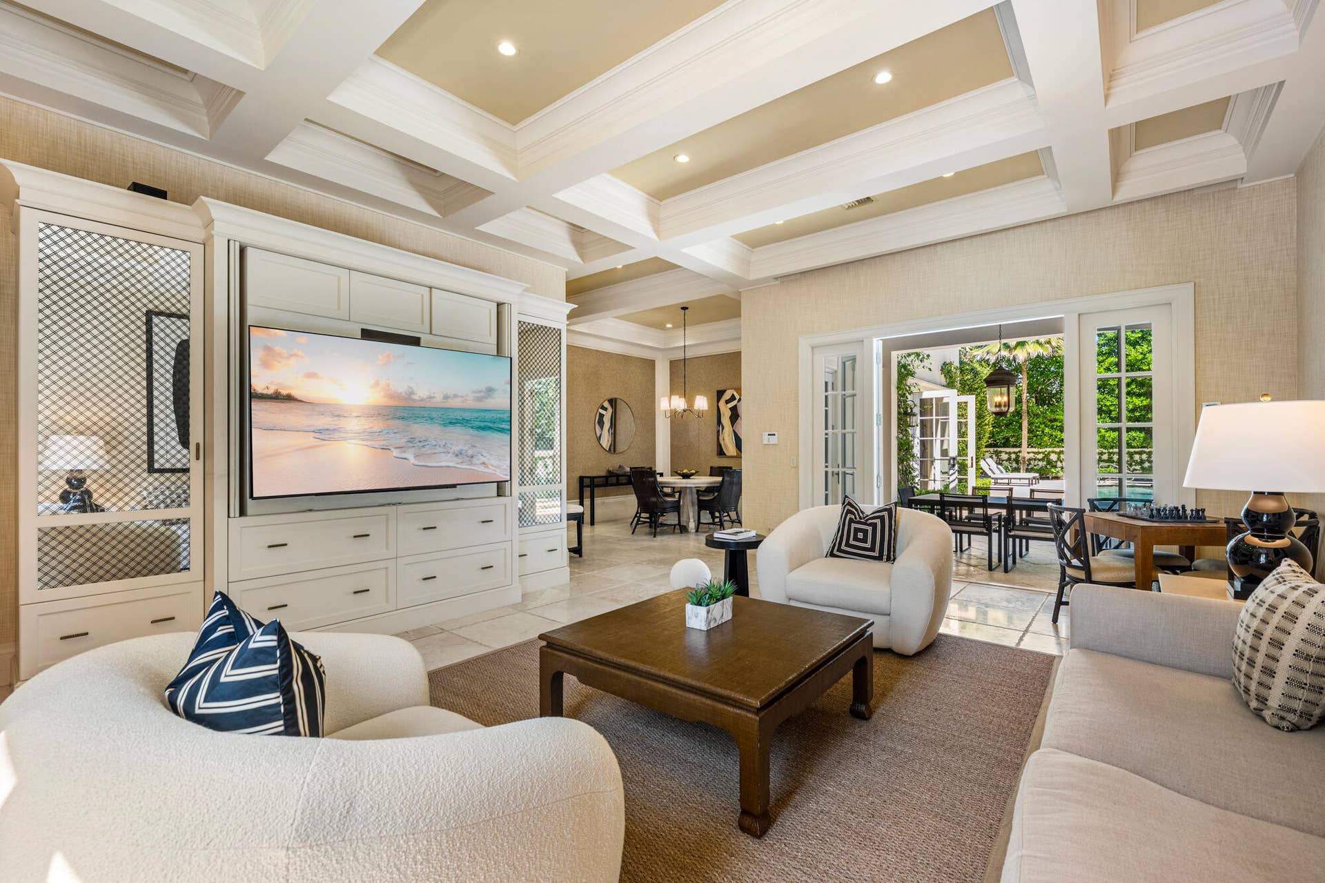 13 Via Vizcaya, Palm Beach, FL 33480 Family Room
