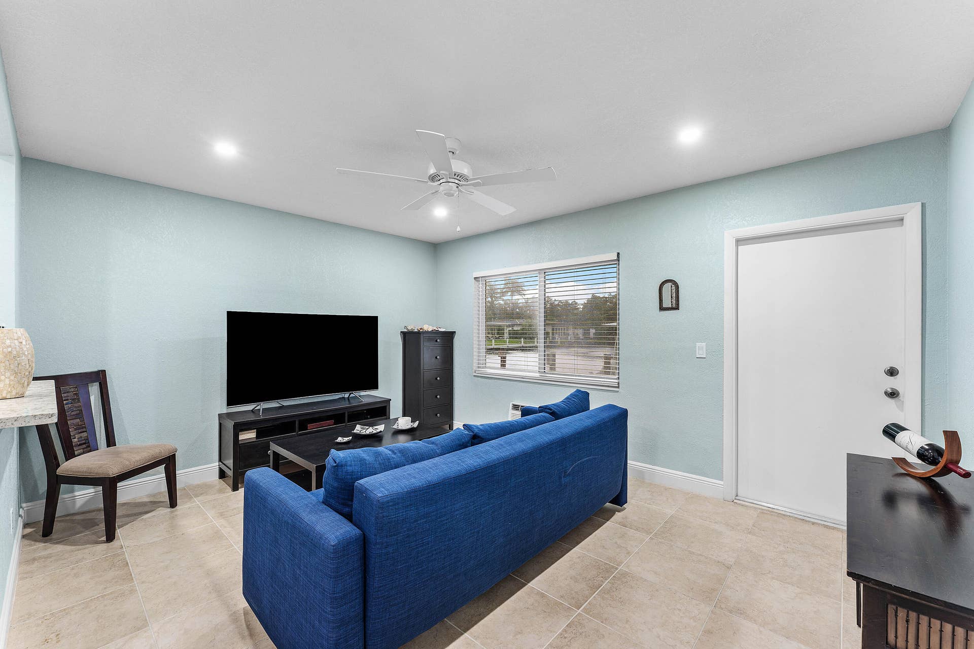 301 E MCNAB Road, #113, Pompano Beach, FL 33060 IMG_4696
