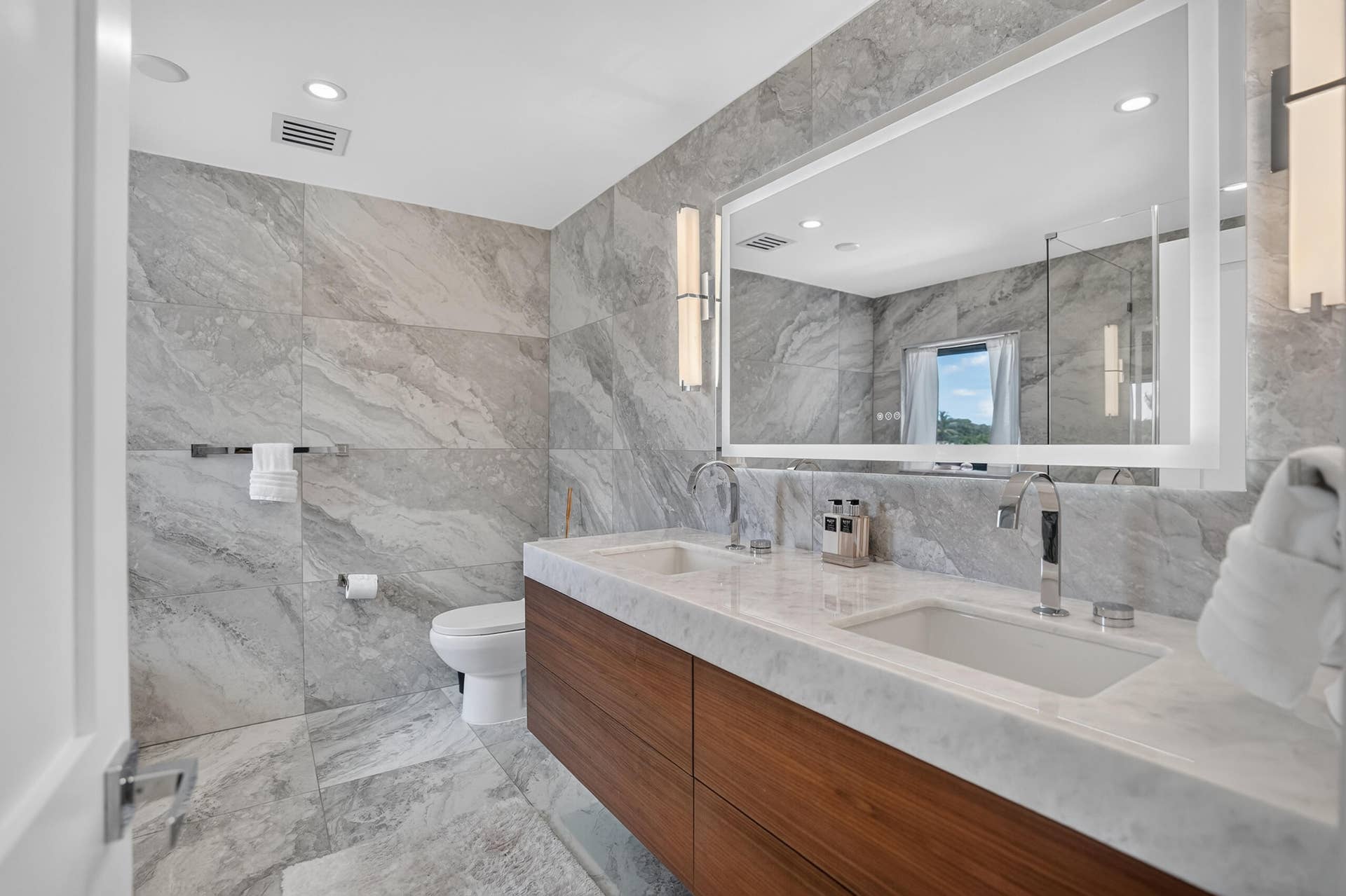 3995 Laurelwood Lane, Delray Beach, FL 33445 DSC00784