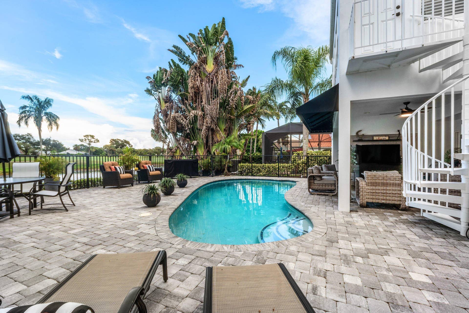 13138 Touchstone Place, Palm Beach Gardens, FL 33418 Pool