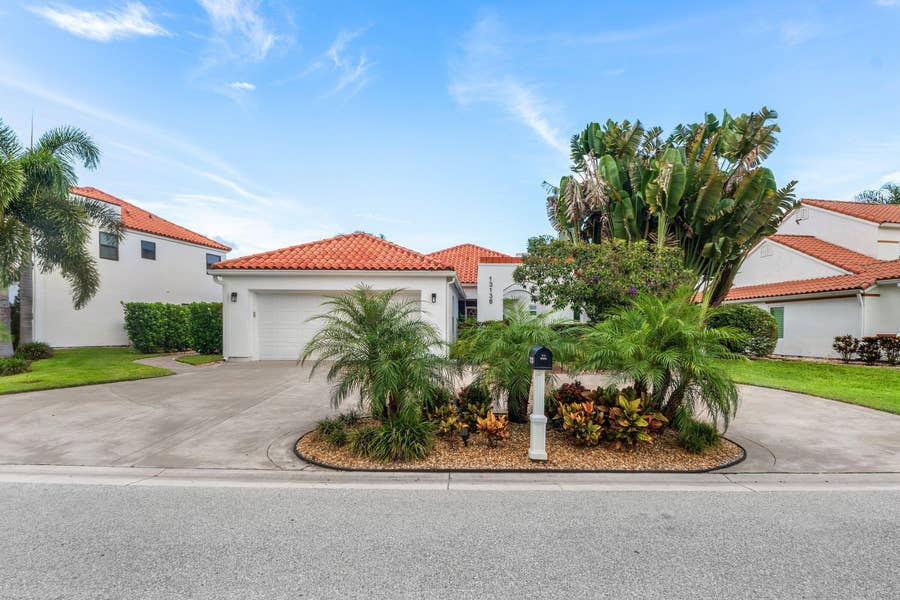 Property photo for 13138 Touchstone Place, Palm Beach Gardens, FL