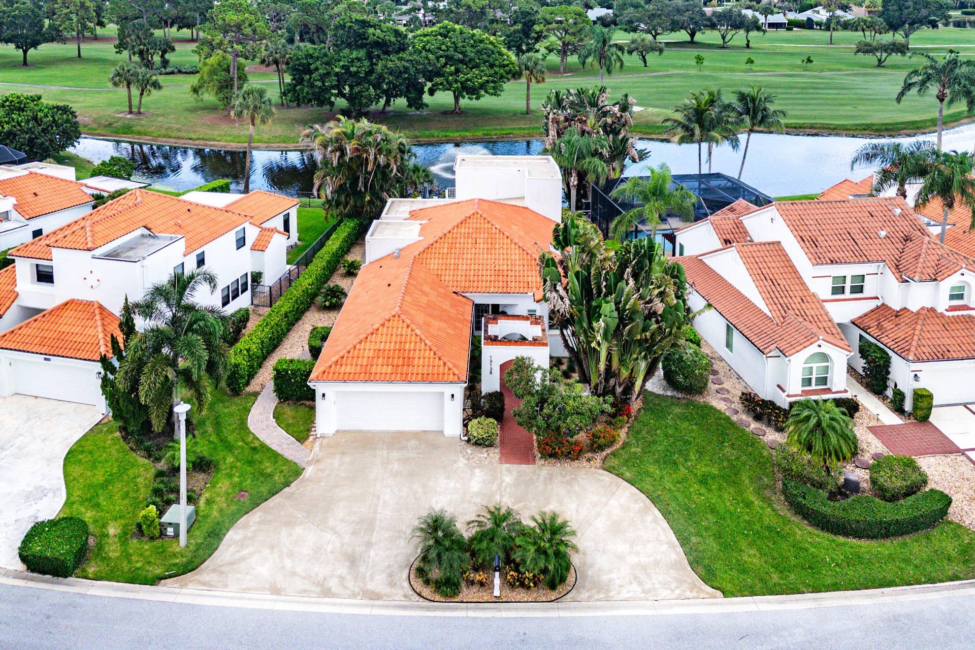 13138 Touchstone Place, Palm Beach Gardens, FL 33418 Aerial view