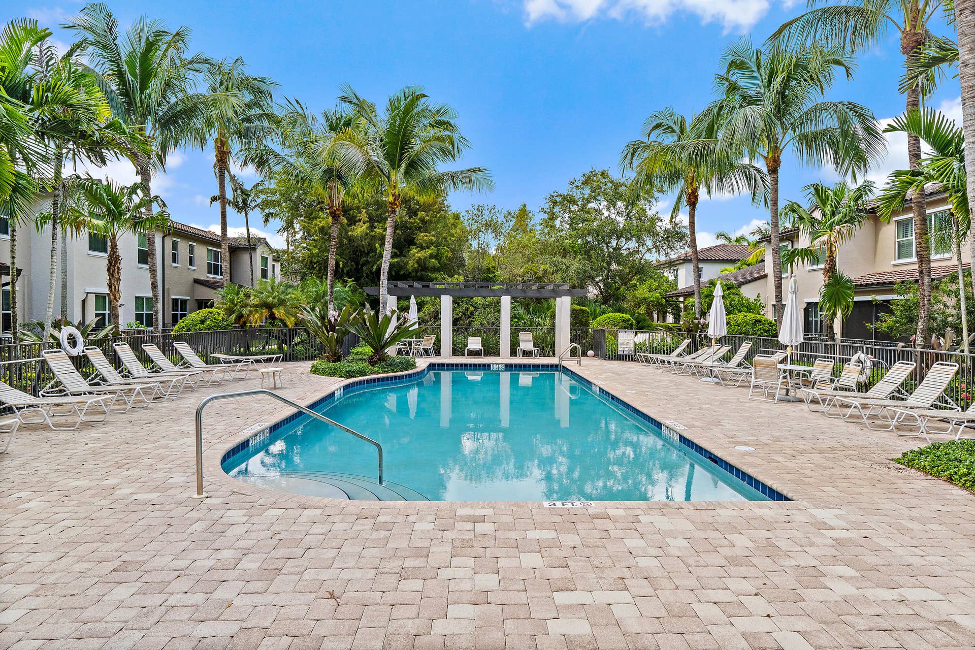 4677 Mediterranean Circle, Palm Beach Gardens, FL 33418 021-4677MediterraneanCir-PalmBeachGarden