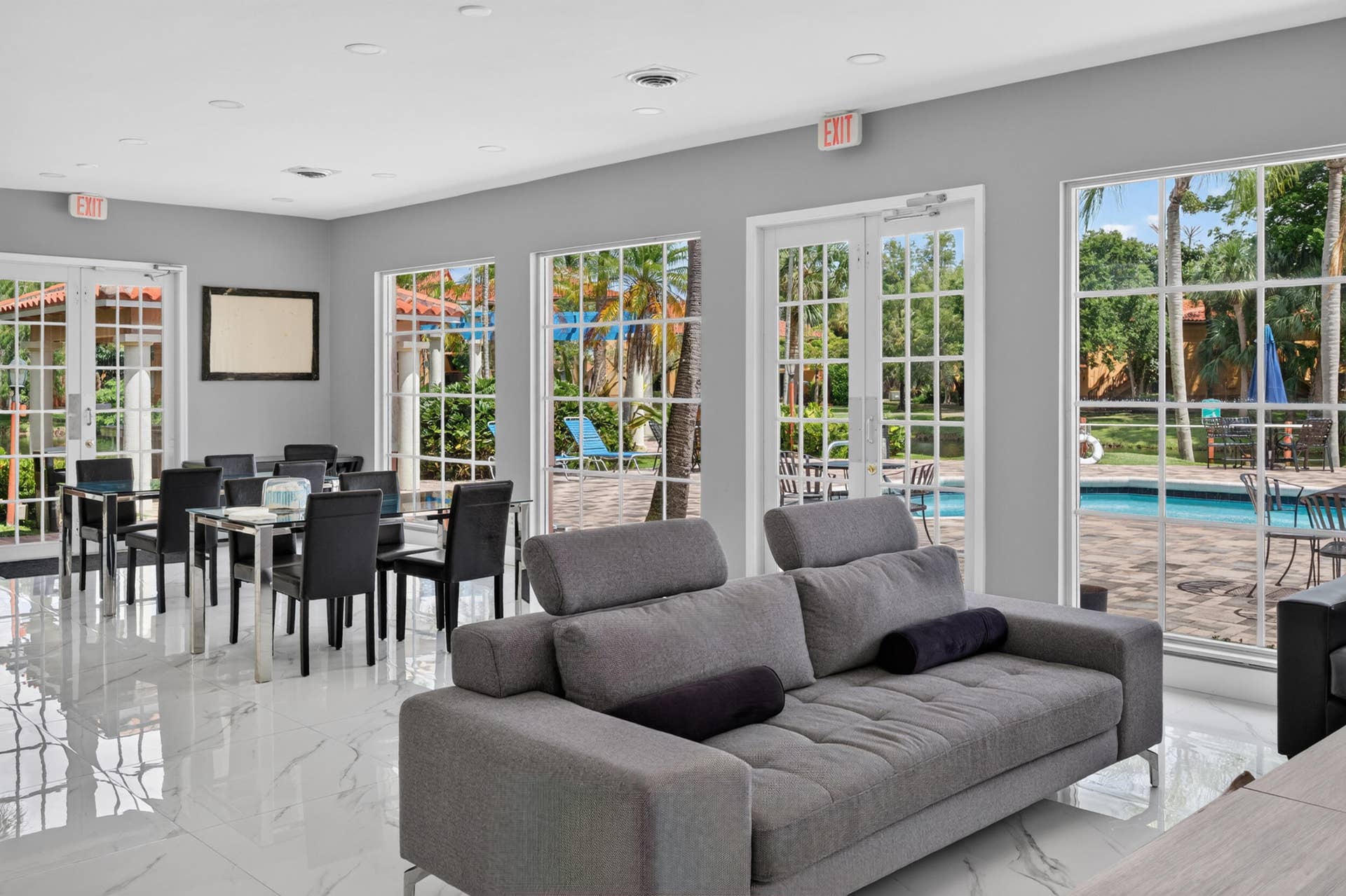 10701 CLEARY Boulevard, #306, Plantation, Plantation, FL 33324 10717 apt 106-27