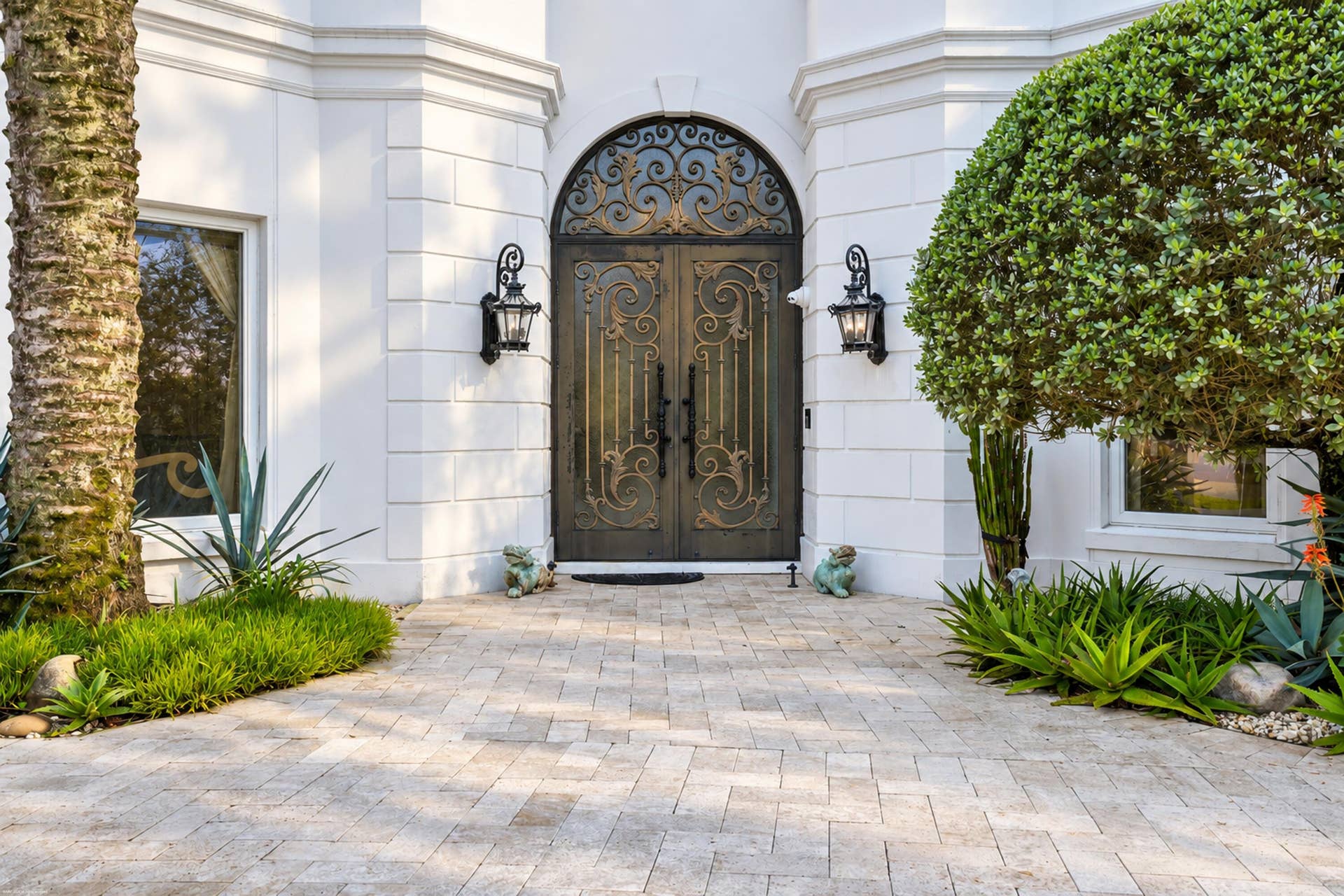 2344 Golf Brook Drive, Wellington, FL 33414 Entry Walkway