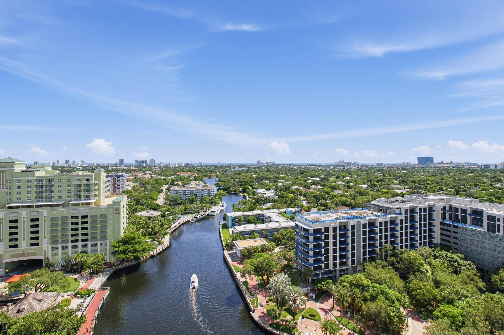 11_411_N_New_River_Dr_E-RiverView-1449