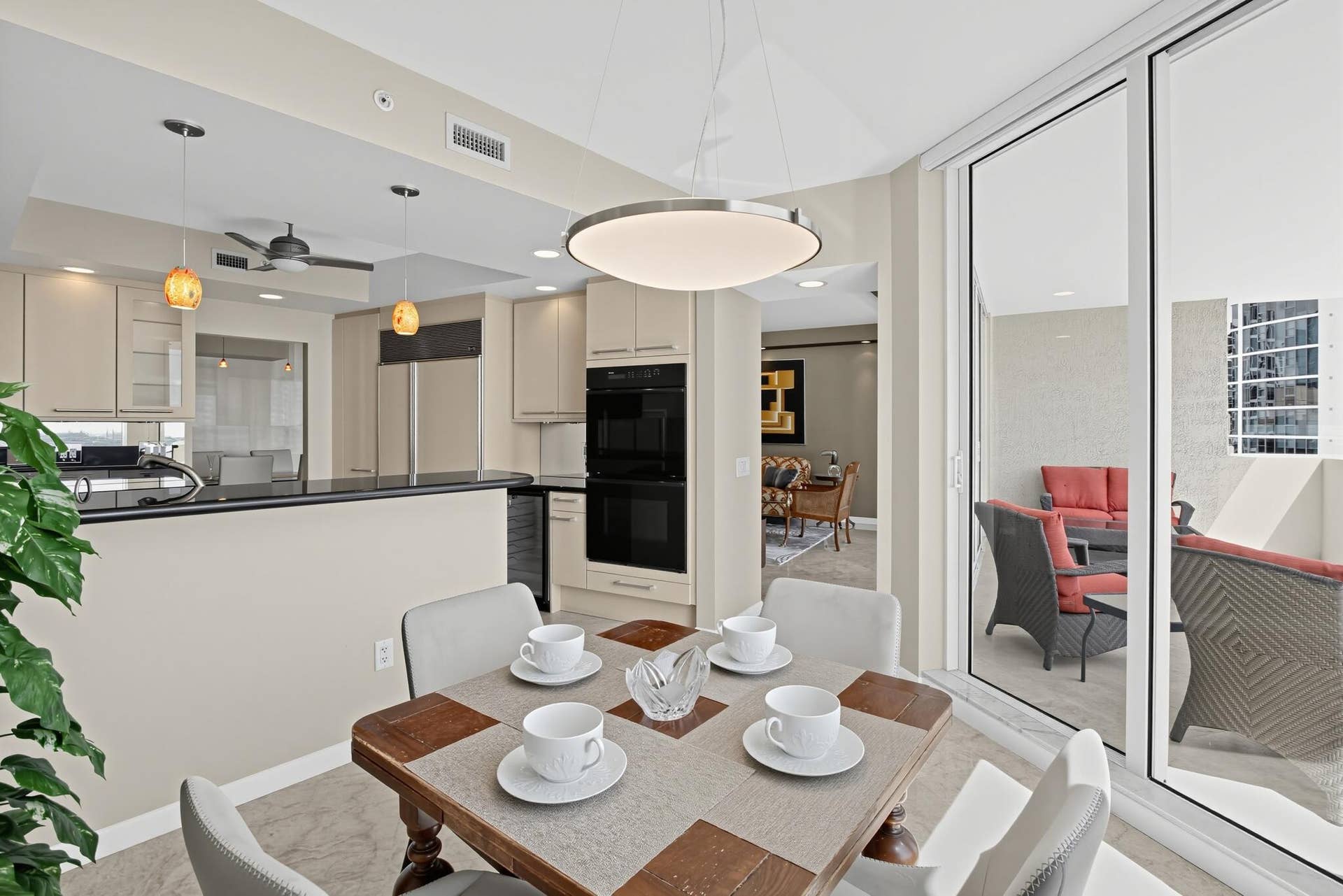 411_N_New_River_Dr_E-Dining_room-1389 (1