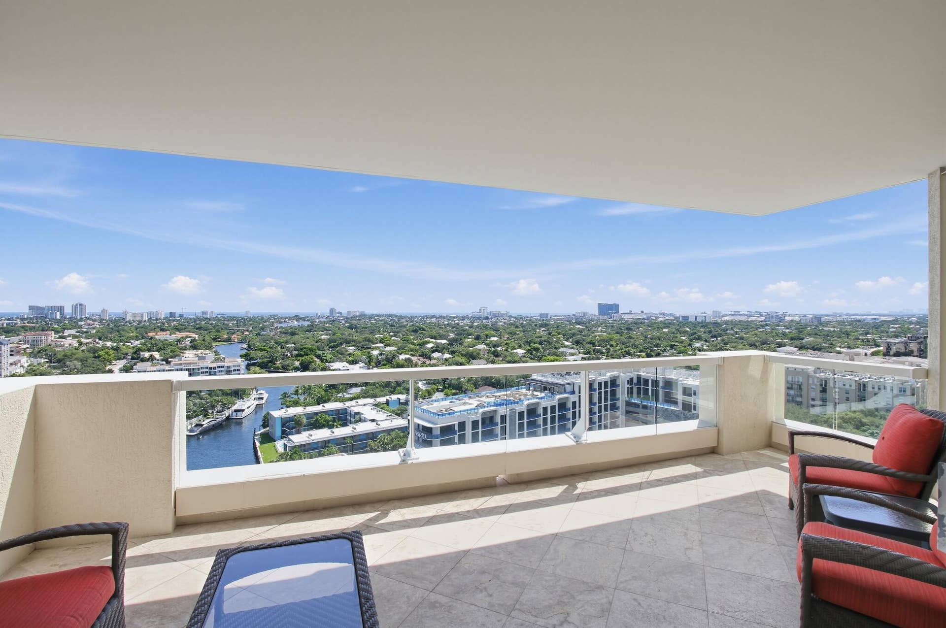 15_411_N_New_River_Dr_E-BalconyEView-144