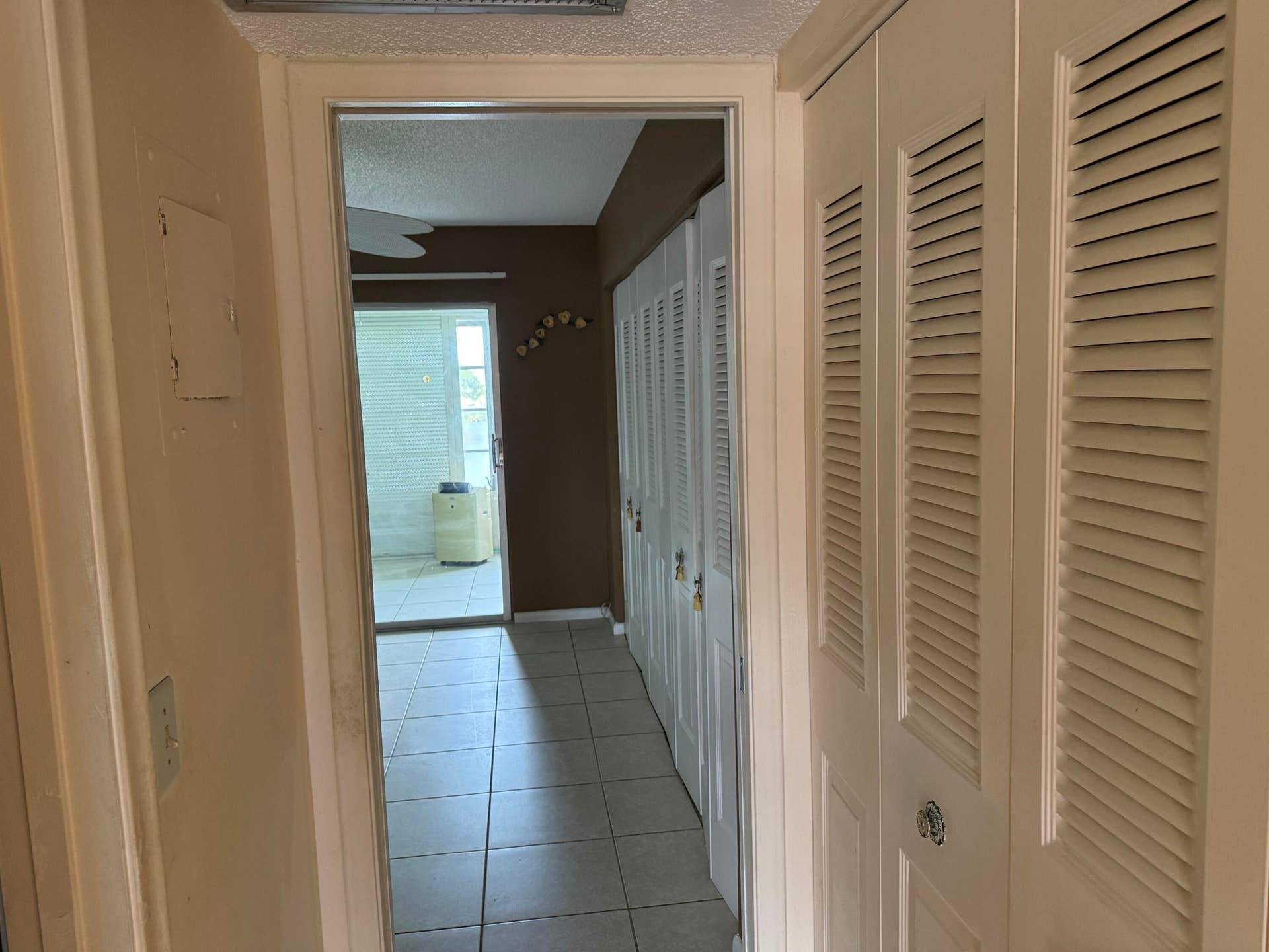 332 DOVER B, West Palm Beach, FL 33417 5