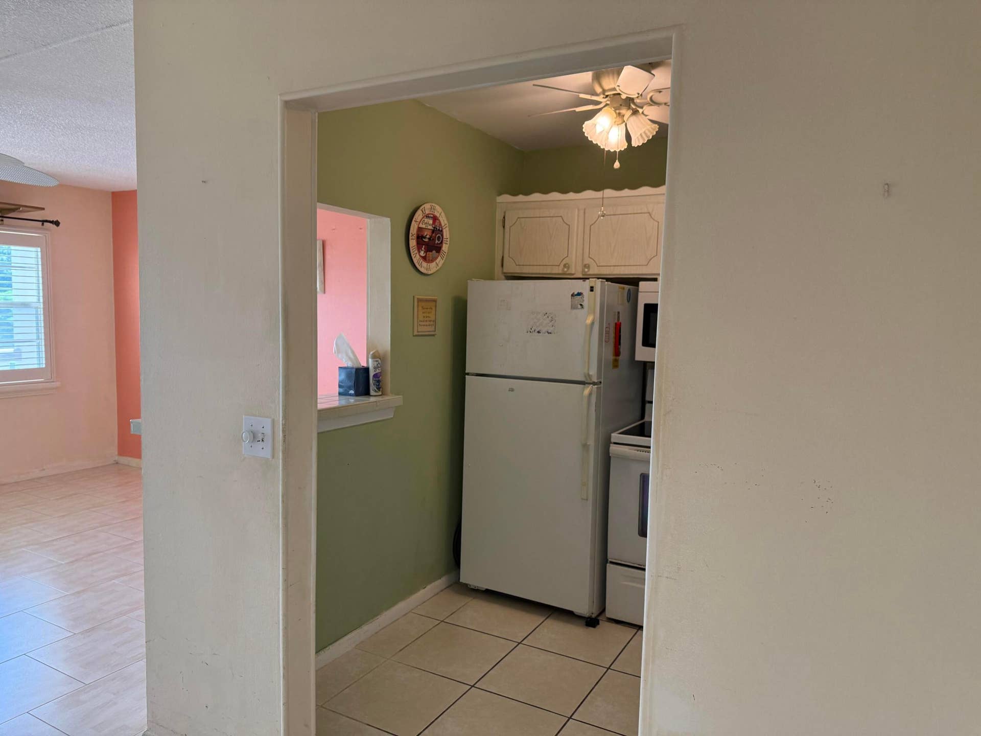 332 DOVER B, West Palm Beach, FL 33417 14