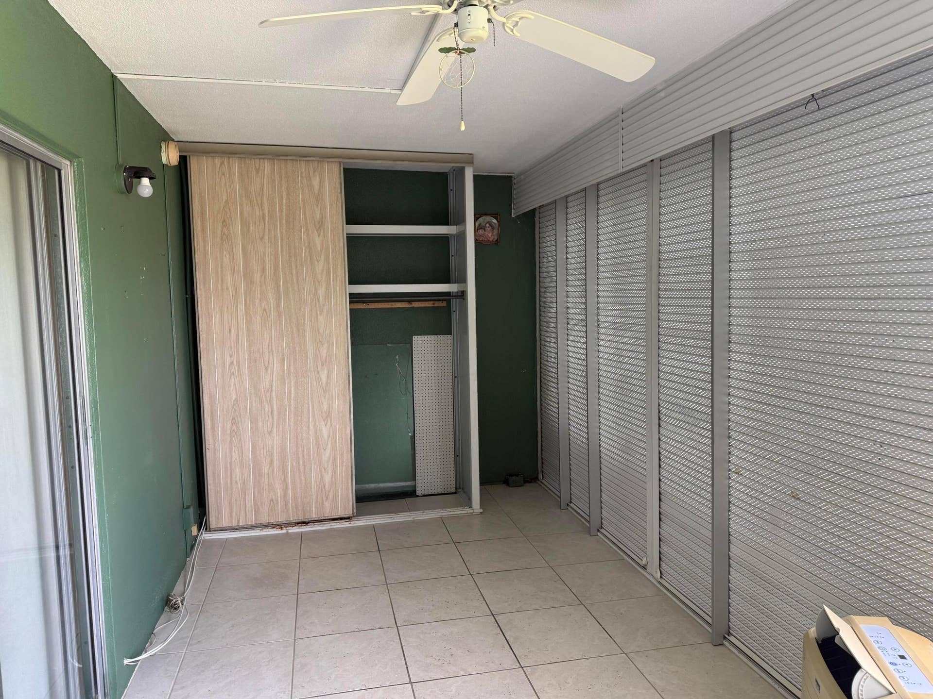 332 DOVER B, West Palm Beach, FL 33417 11