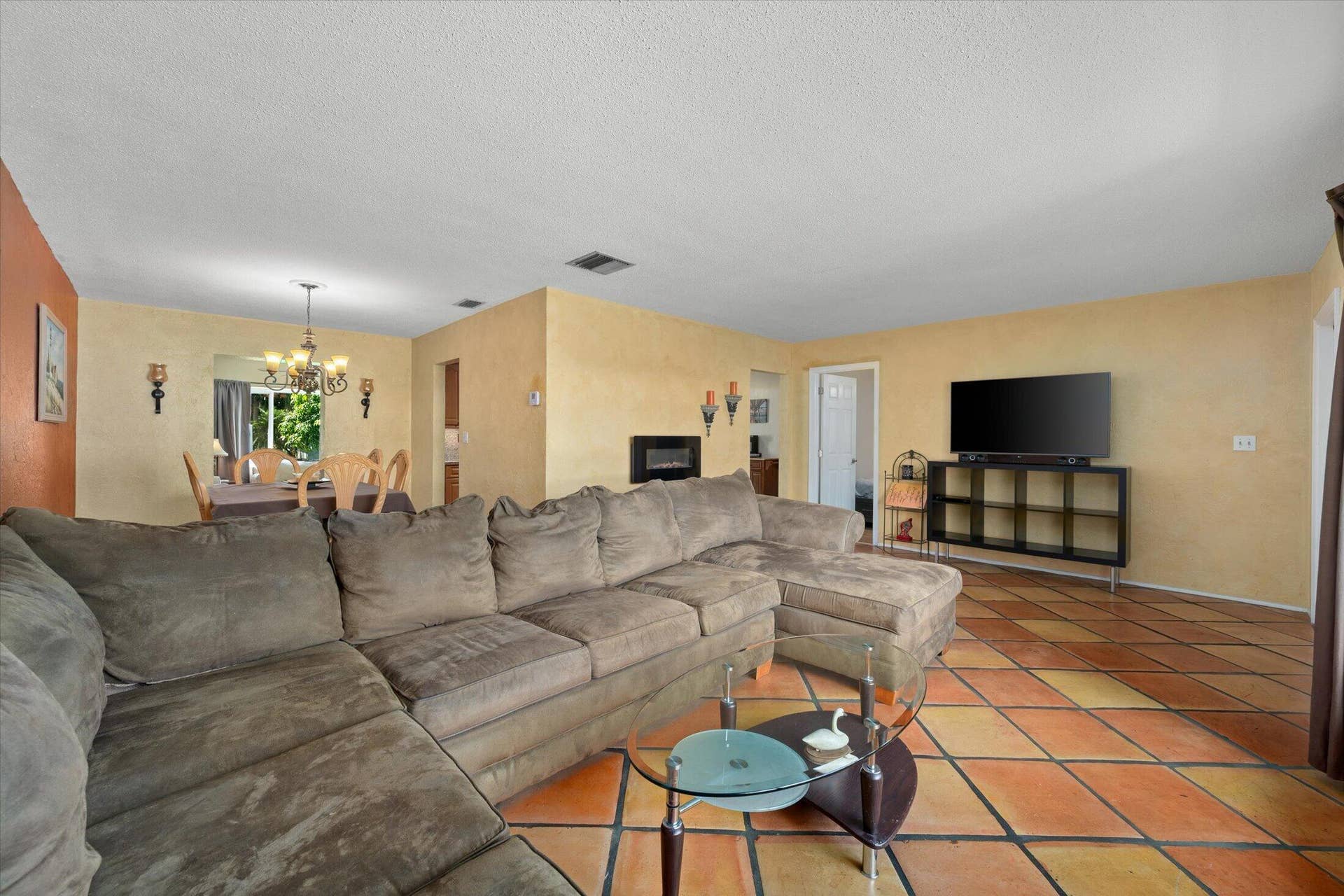 06-9704 NW 67th St, Tamarac-30
