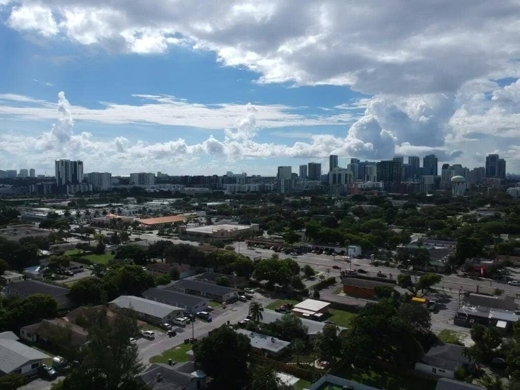 1044 NW 4TH Avenue, Fort Lauderdale, FL 33311 IMG_3554