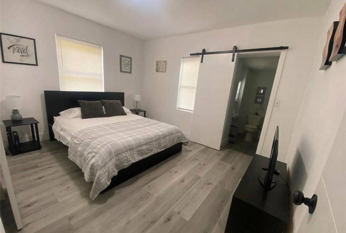 1044 NW 4TH Avenue, Fort Lauderdale, FL 33311 IMG_3050