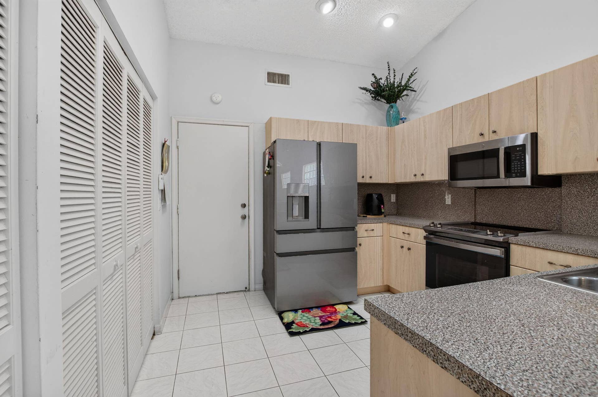 9678 HARBOUR LAKE Circle, Boynton Beach, FL 33437 22-web-or-mls-DSC_5482