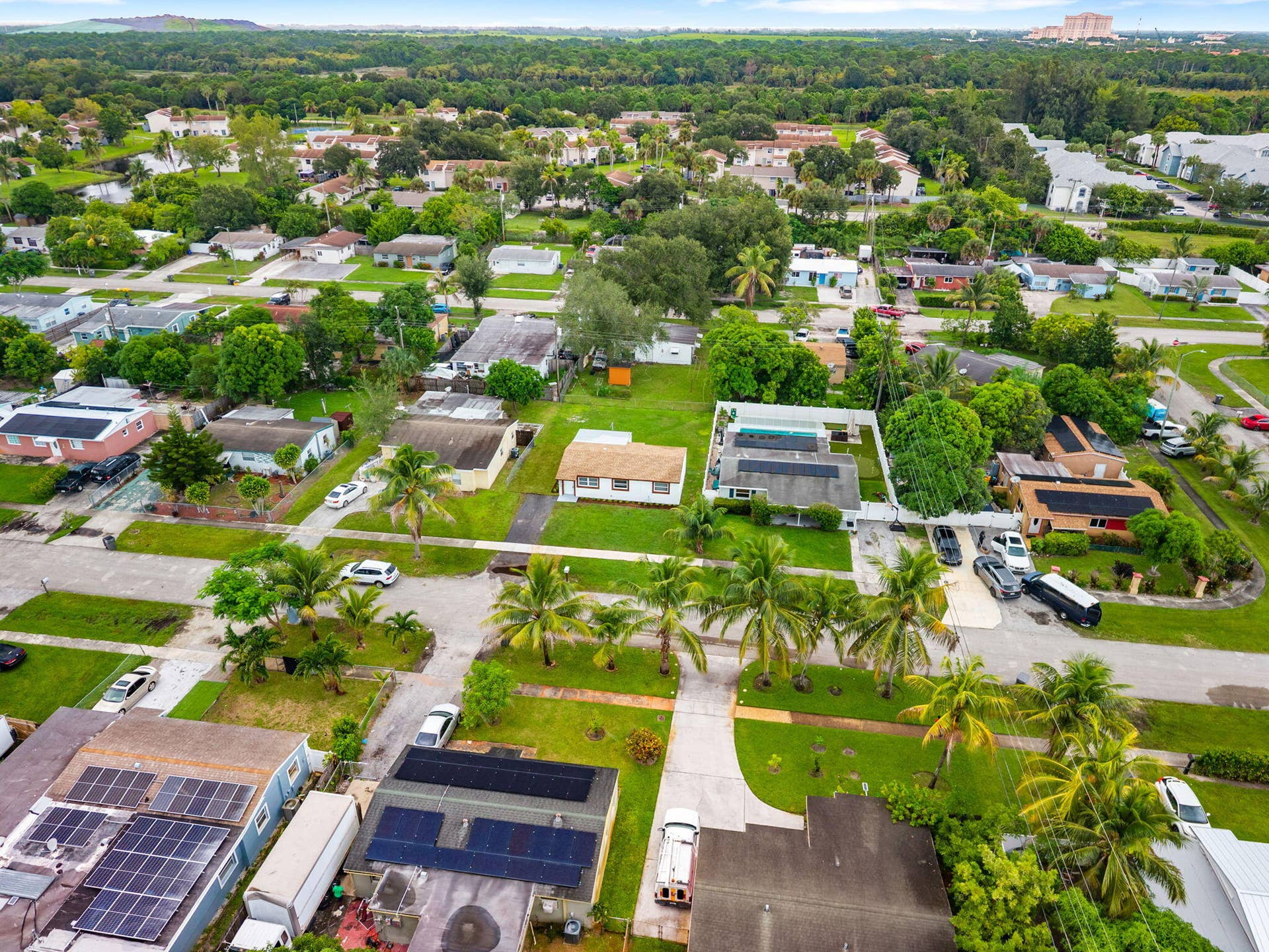5295 HELENE Place, West Palm Beach, FL 33407 6-web-or-mls-DJI_20261007044801_0103_D