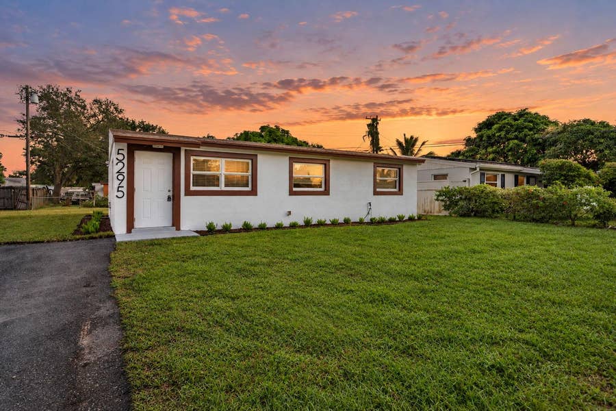 Property photo for 5295 HELENE Place, West Palm Beach, FL