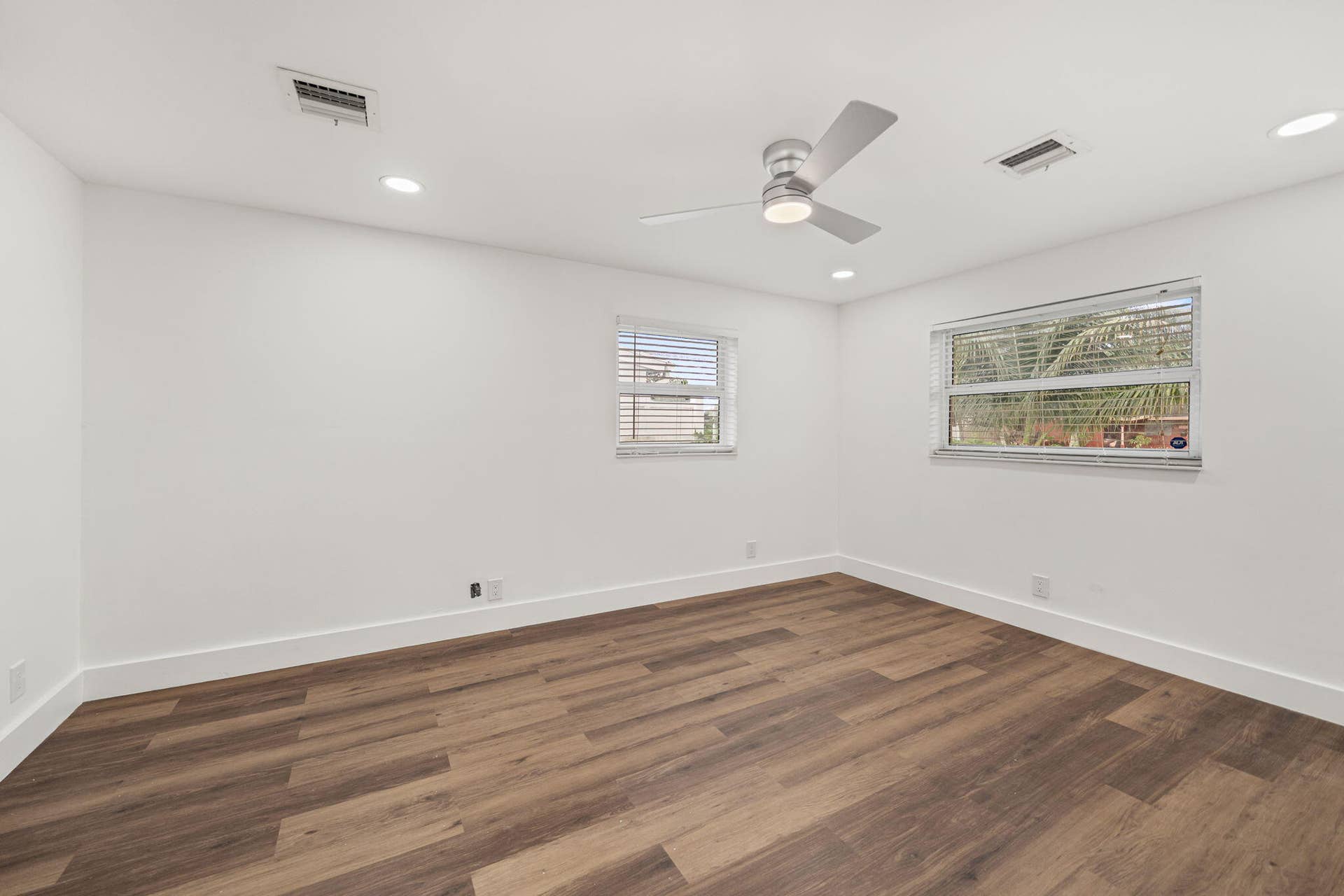 5295 HELENE Place, West Palm Beach, FL 33407 22-web-or-mls-DSC03361