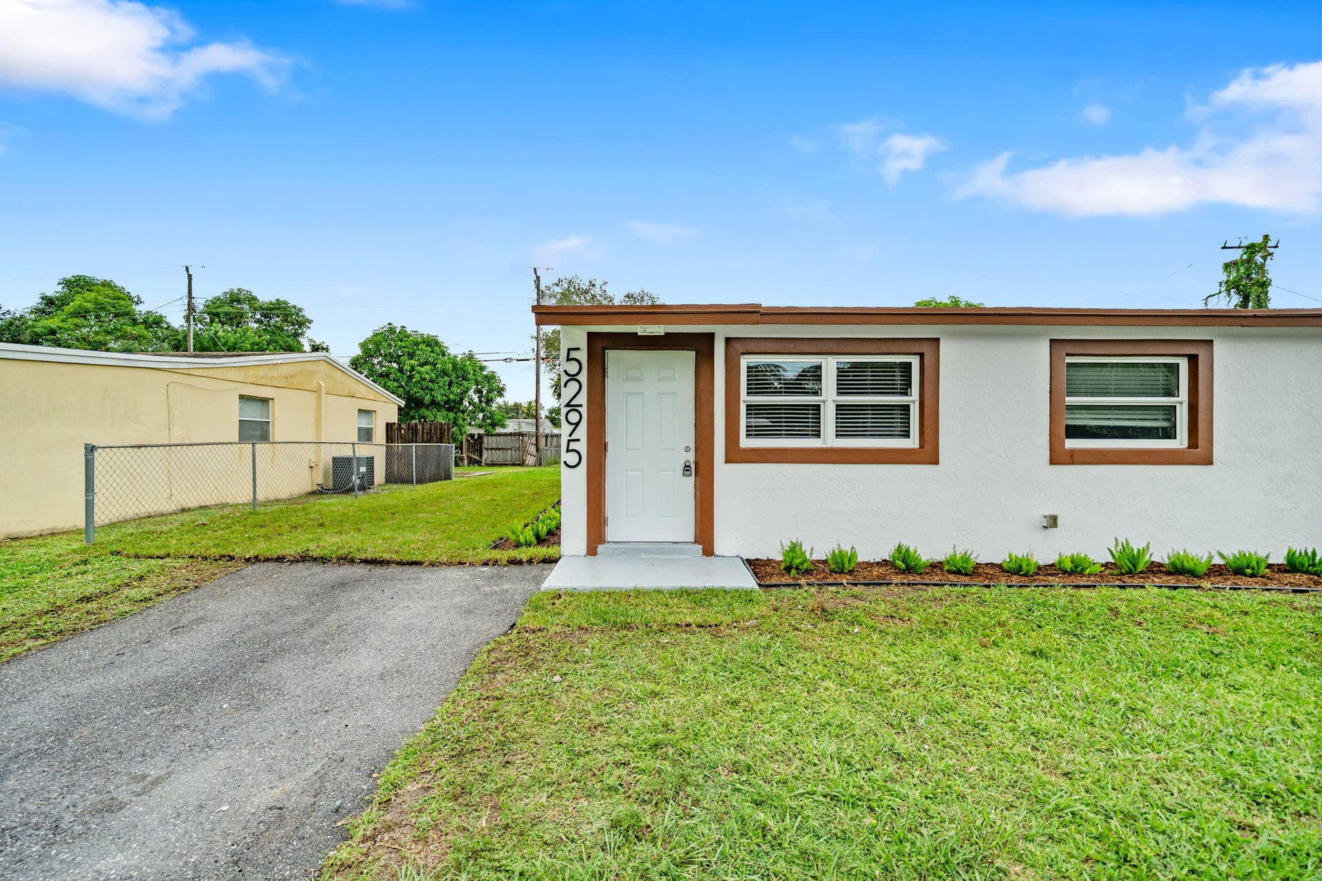 5295 HELENE Place, West Palm Beach, FL 33407 9-web-or-mls-DSC03301