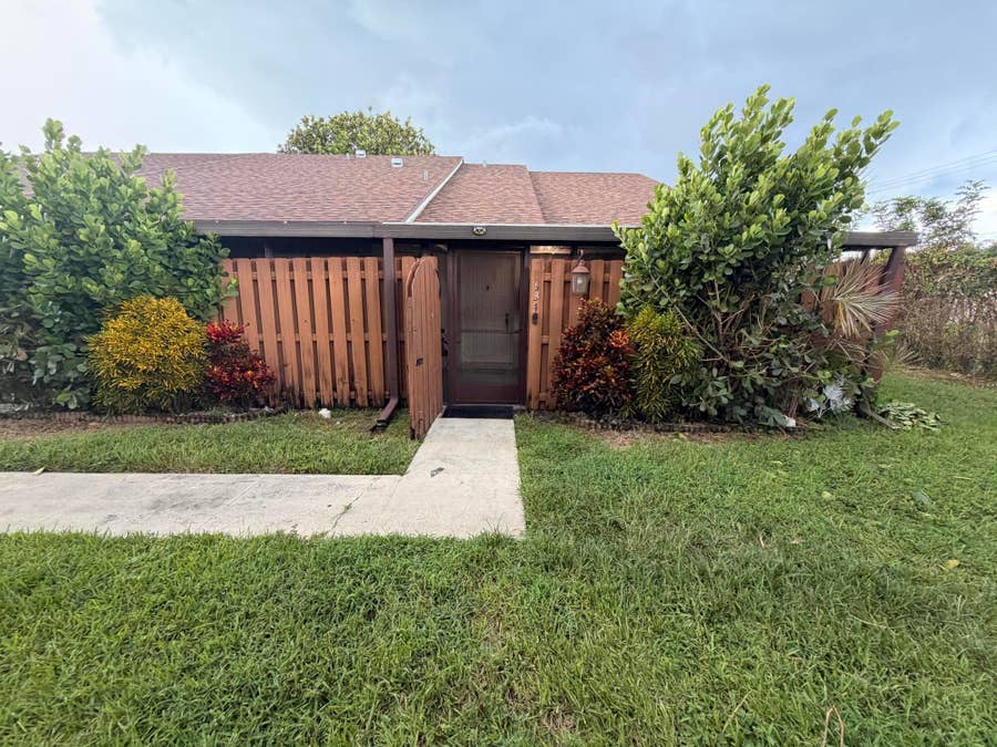 Property photo for 534 SPRINGDALE Circle, #53-D, Palm Springs, FL