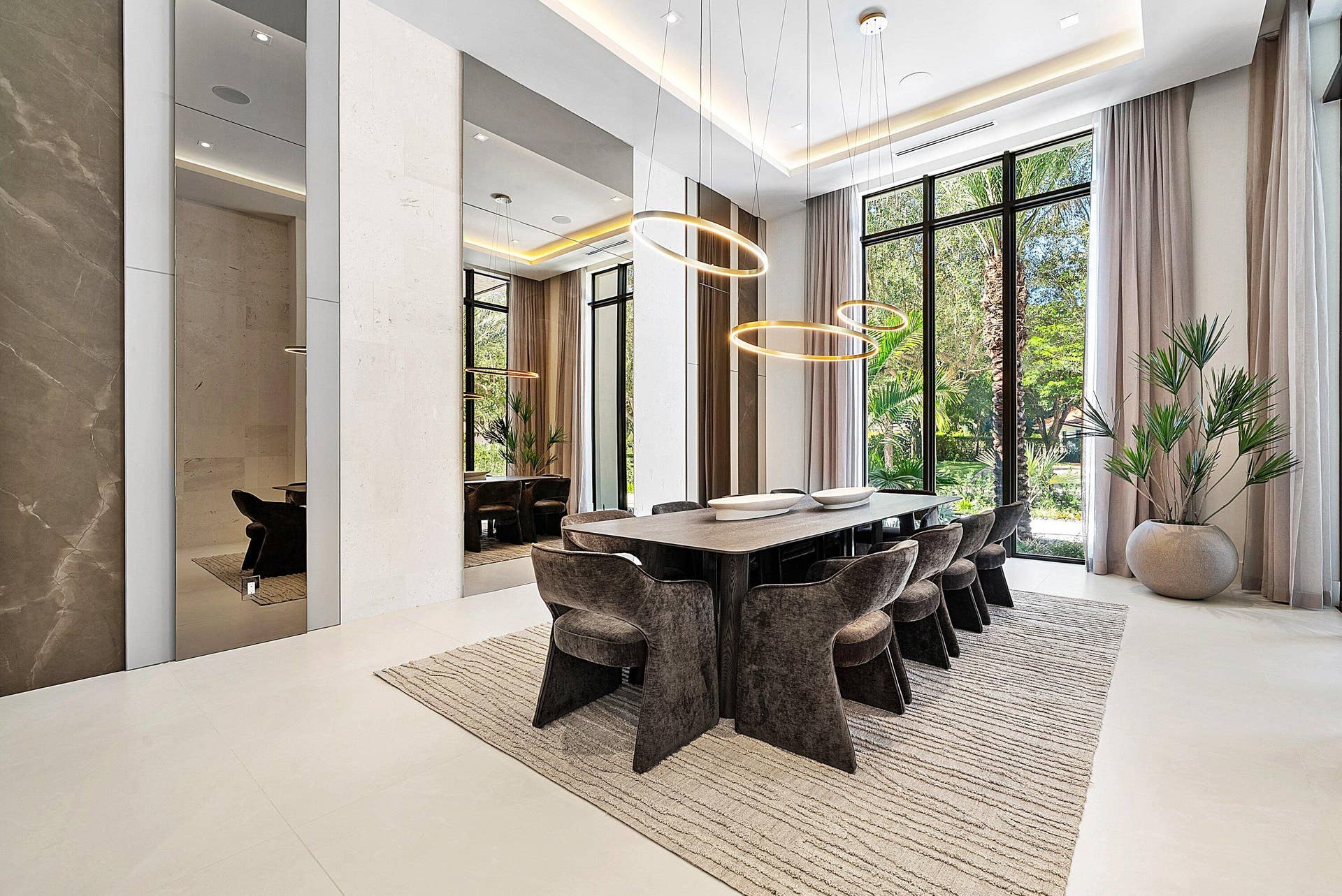 Formal Dining