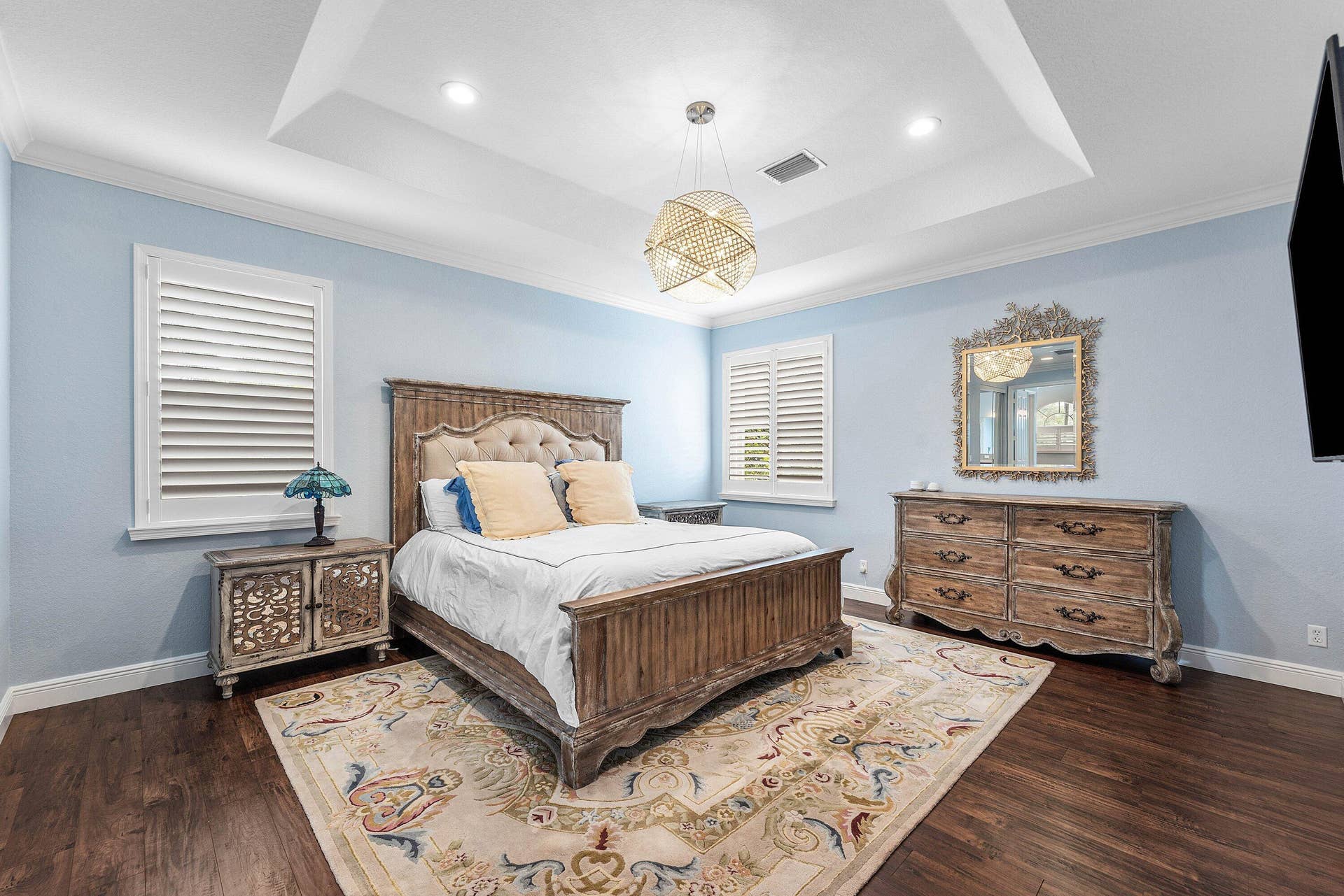 Upstairs Primary bedroom