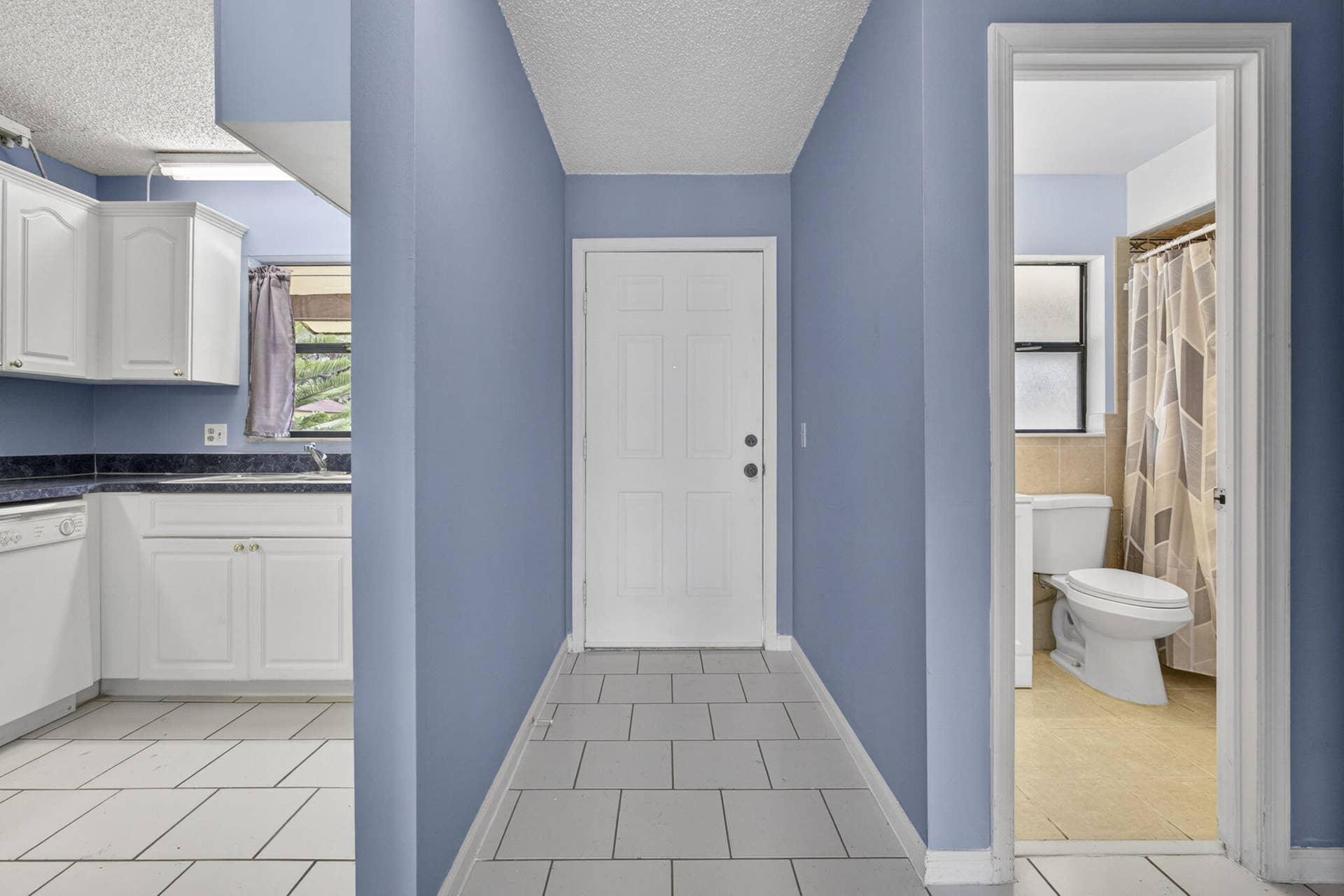 4661 PERTH Road, West Palm Beach, FL 33415 Inside_Door_1
